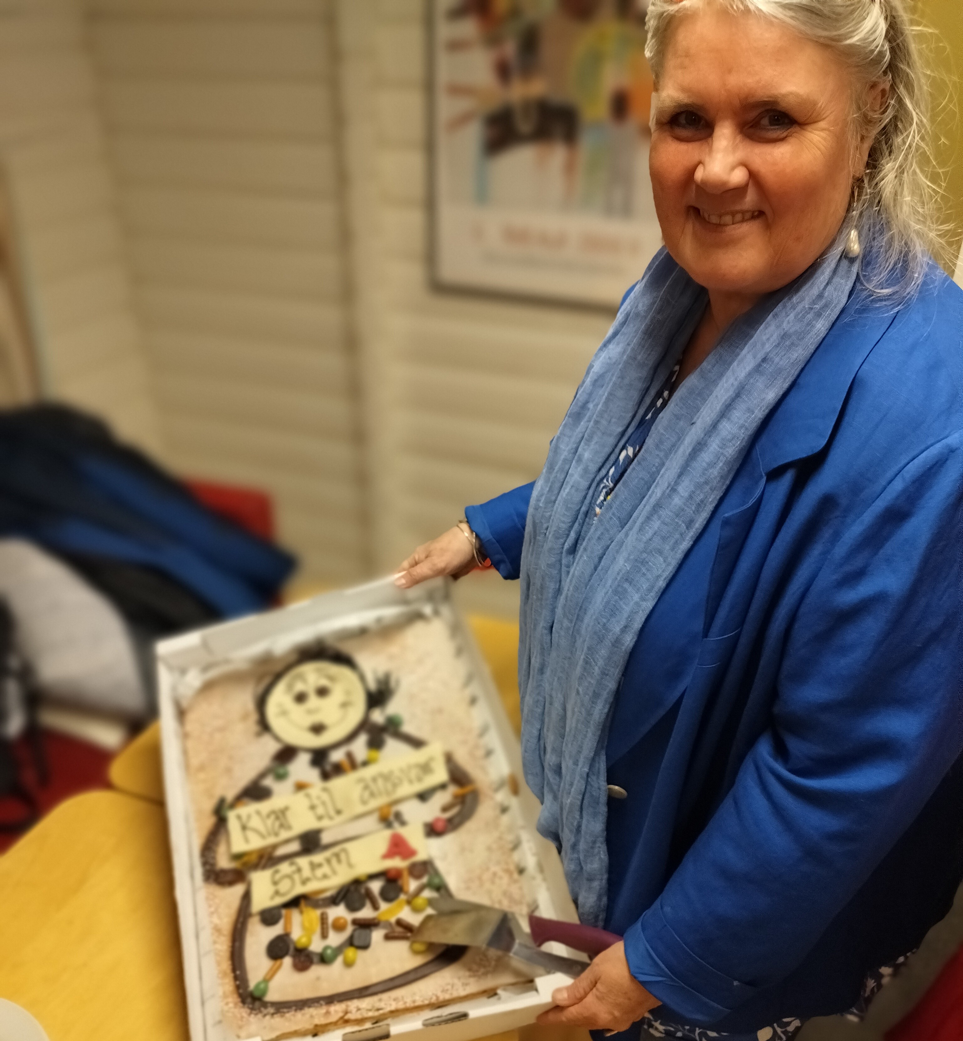 For Vibeke Westh (S) betyder det en brat indtræden i folketingsvalgkampen.