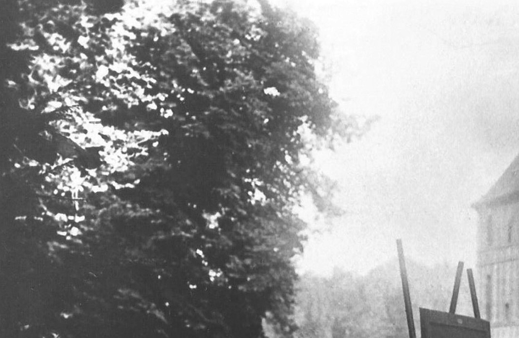 Winston Churchill maler ved Saint Georges Motel. - Arkiv Winston Churchill maler ved Saint Georges Motel.