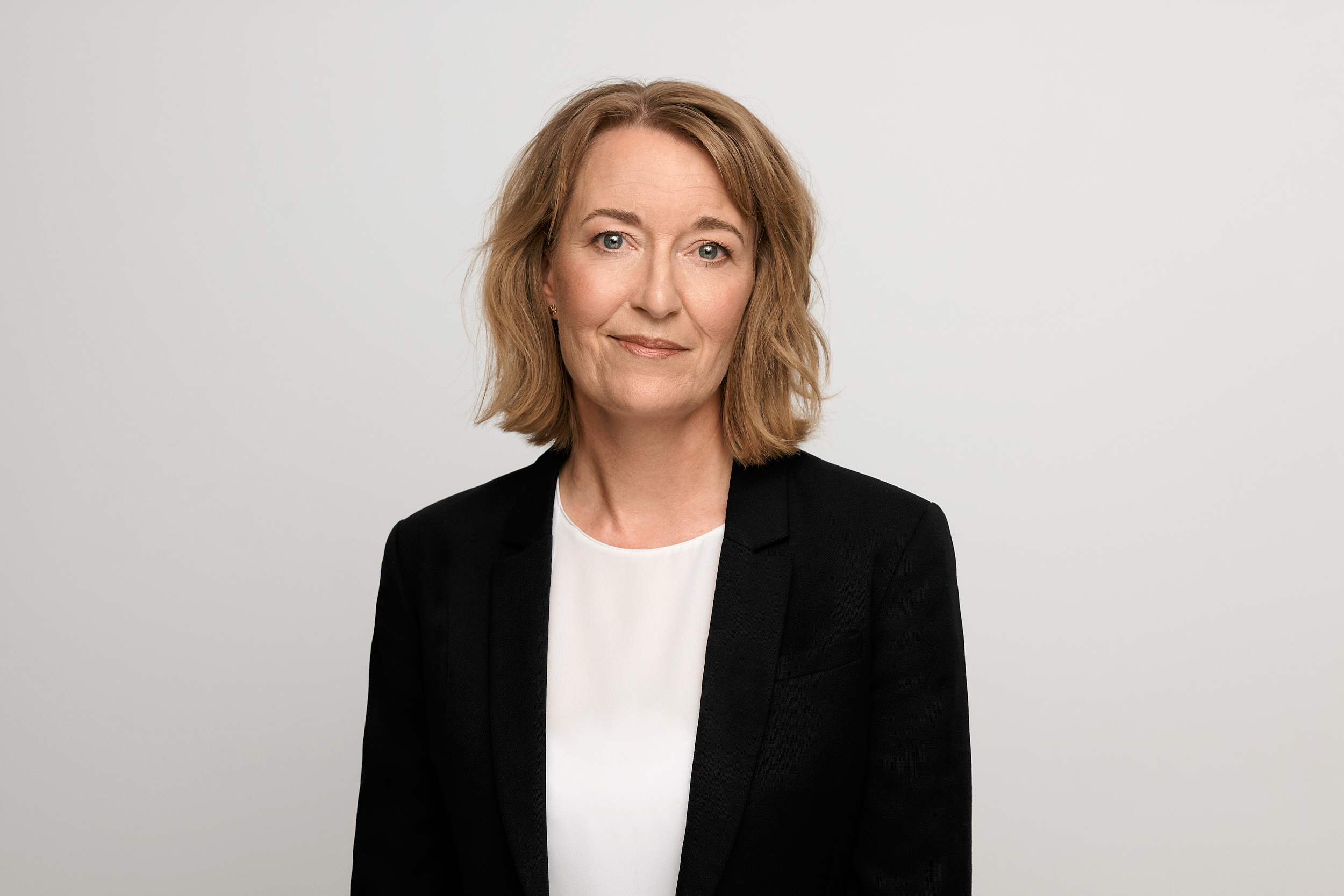 Amalie Mathiassen fortæller 25. marts om, hvordan hun opdagede, at hendes mand - Per Christensen, formand for 3F - i flere år havde levet et dobbeltliv med en anden kvinde.