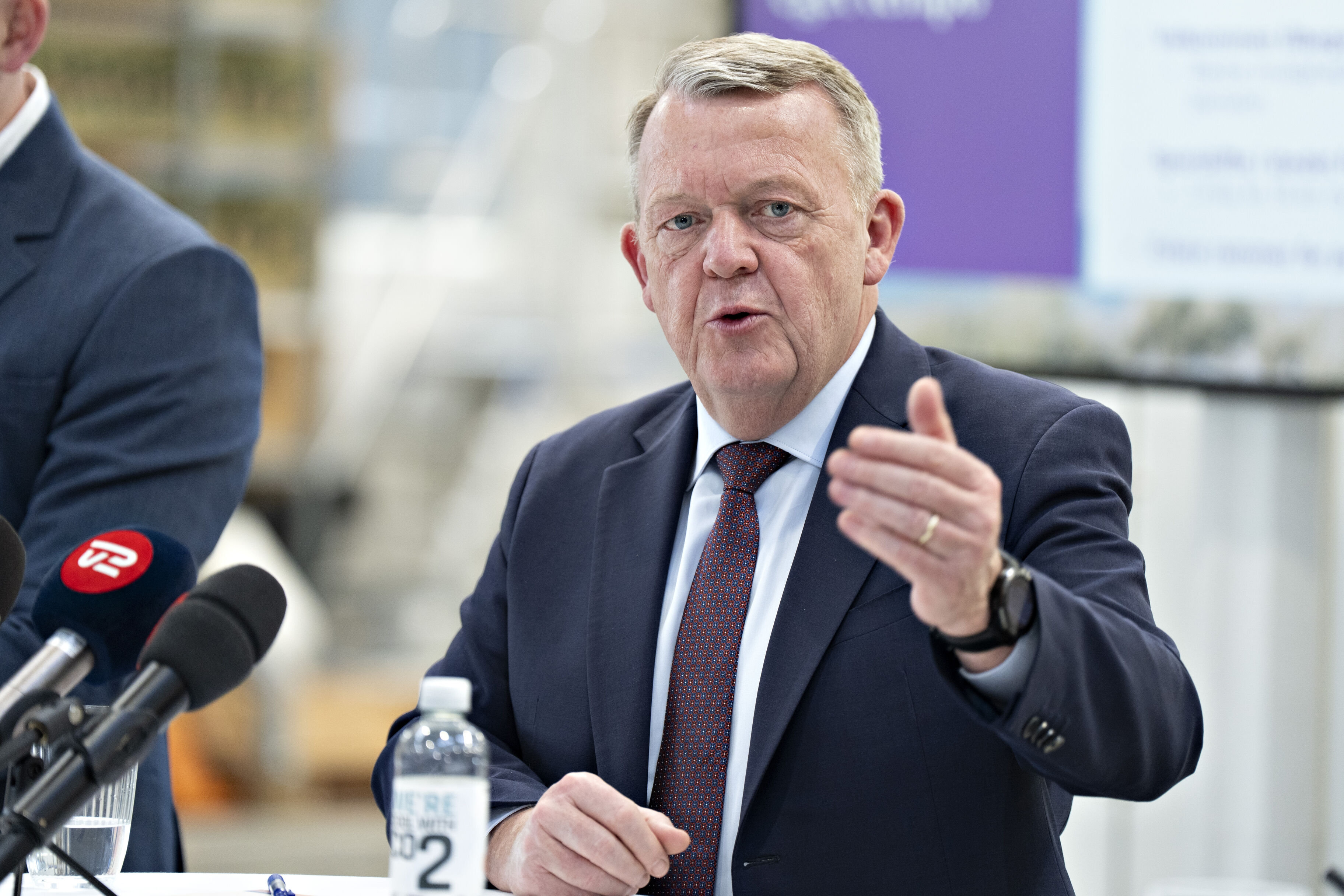 Udenrigsminister Lars Løkke Rasmussen (M) og Udenrigsministeriet fortæller fredag aften om nye planer for strandede danskere i Mellemøsten. (Arkivfoto).