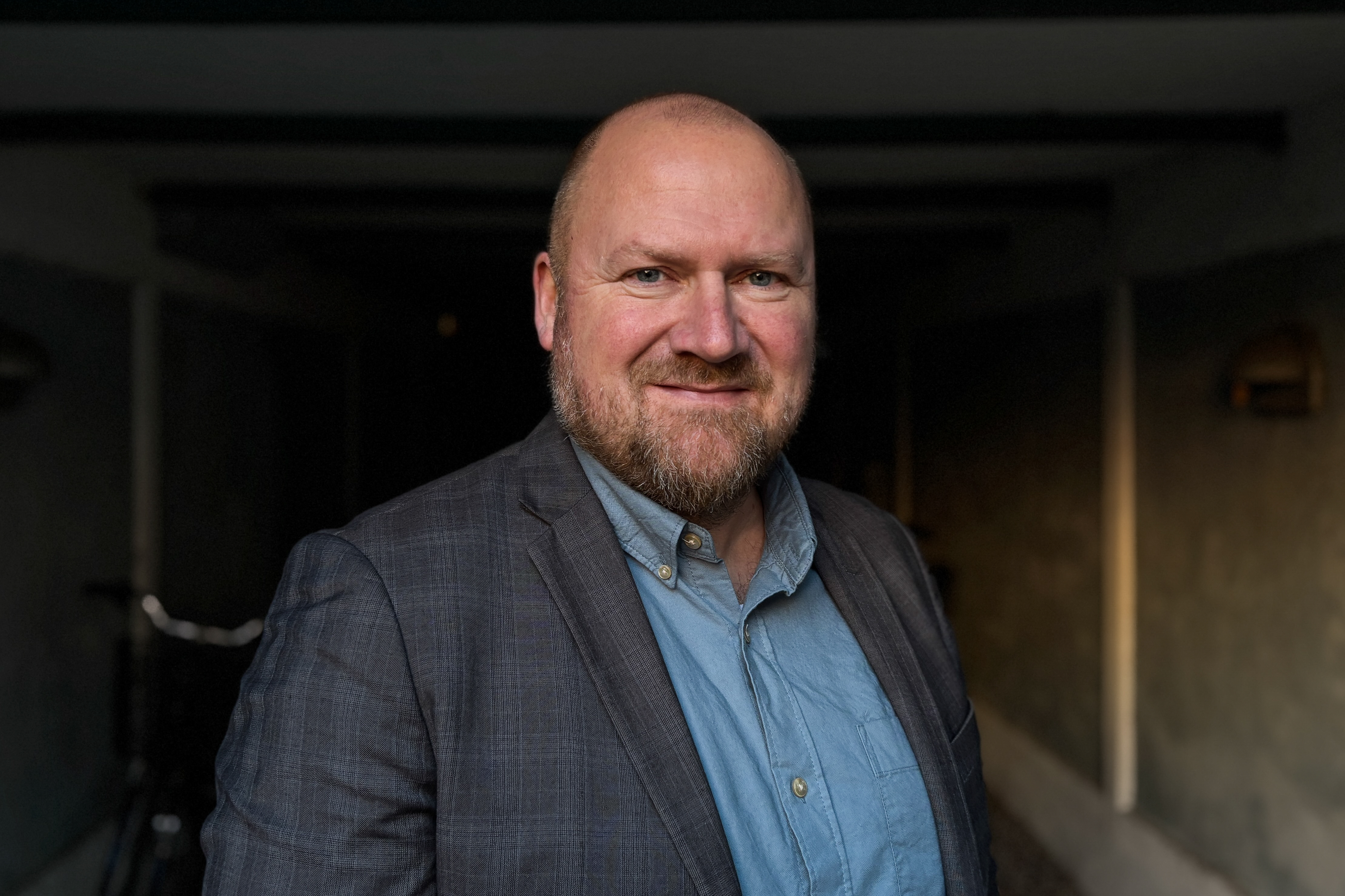 Allan Rasmussen er chefredaktør på Nordvestnyt. Han mener ikke, at Korsørs borgere skal bekymre sig om at Jehovas Vidner kommer til byen.