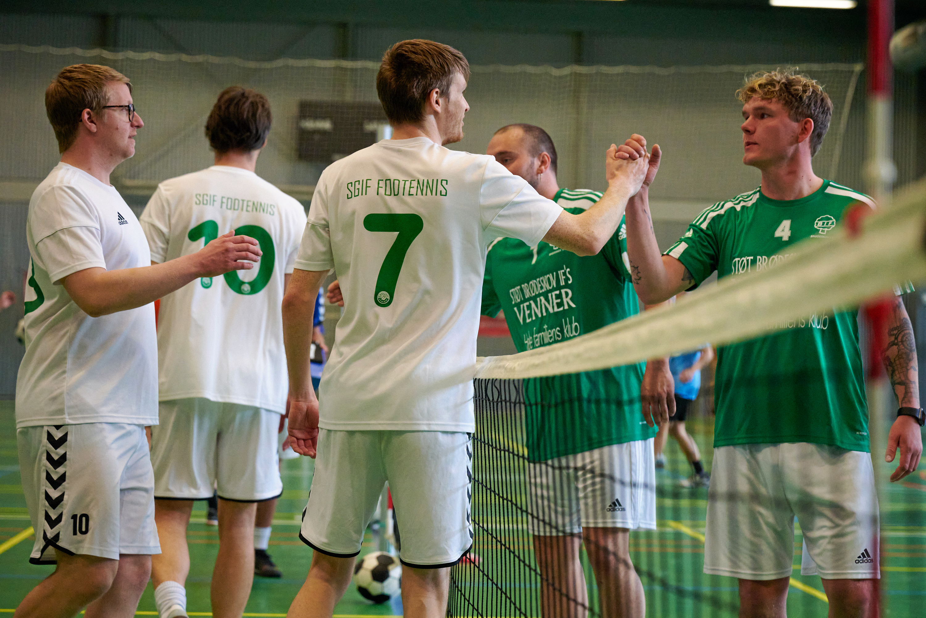 På bare ét år er fodtennis i Slagslunde-Ganløse Idrætsforening vokset til dobbelt størrelse. Fra 16 medlemmer sidste år er klubben nu oppe på hele 37 spillere. Den hurtige vækst betyder, at SGIF i dag er Danmarks største fodtennisklub.