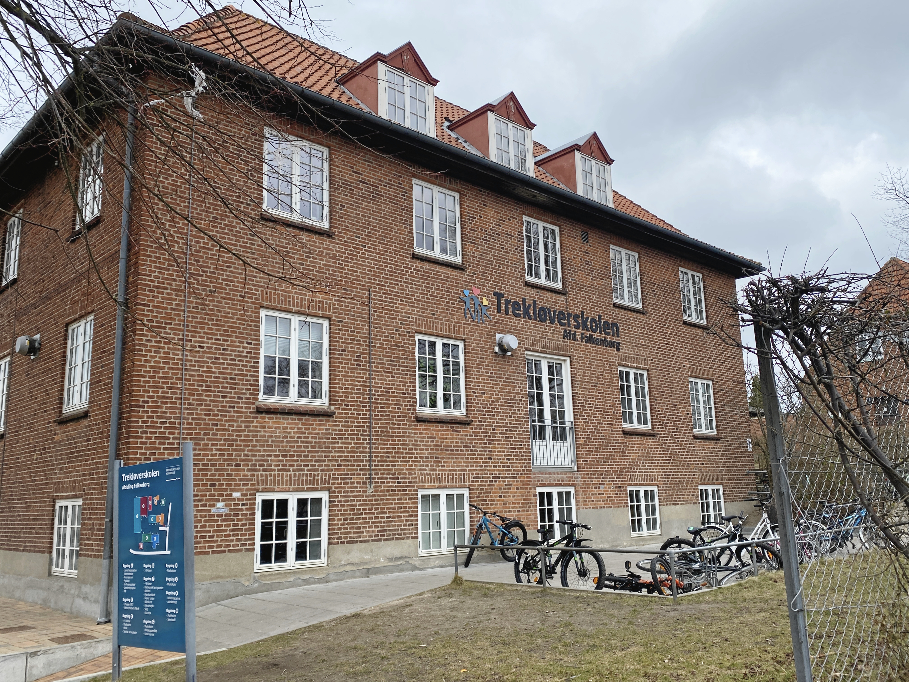 Skolebestyrelserne på skolerne i Frederikssund Kommune, her er det Trekløverskolen, afdeling Falkenborg, kan nu komme på et fireårigt forløb med kurser og workshops.