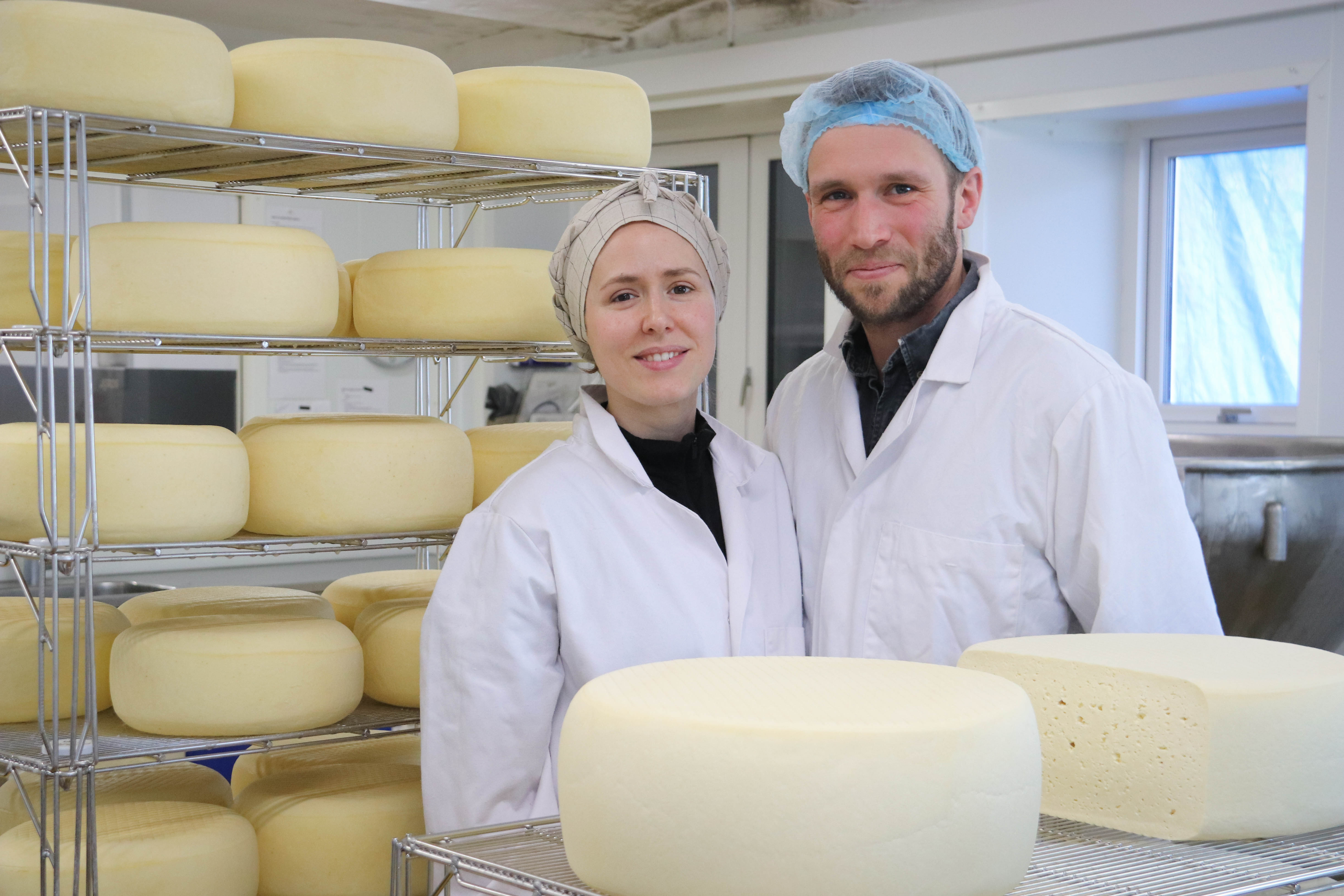 Søtofte Gårdmejeri drives af Marie Linea Østergaard og Mikkel Poulsen.