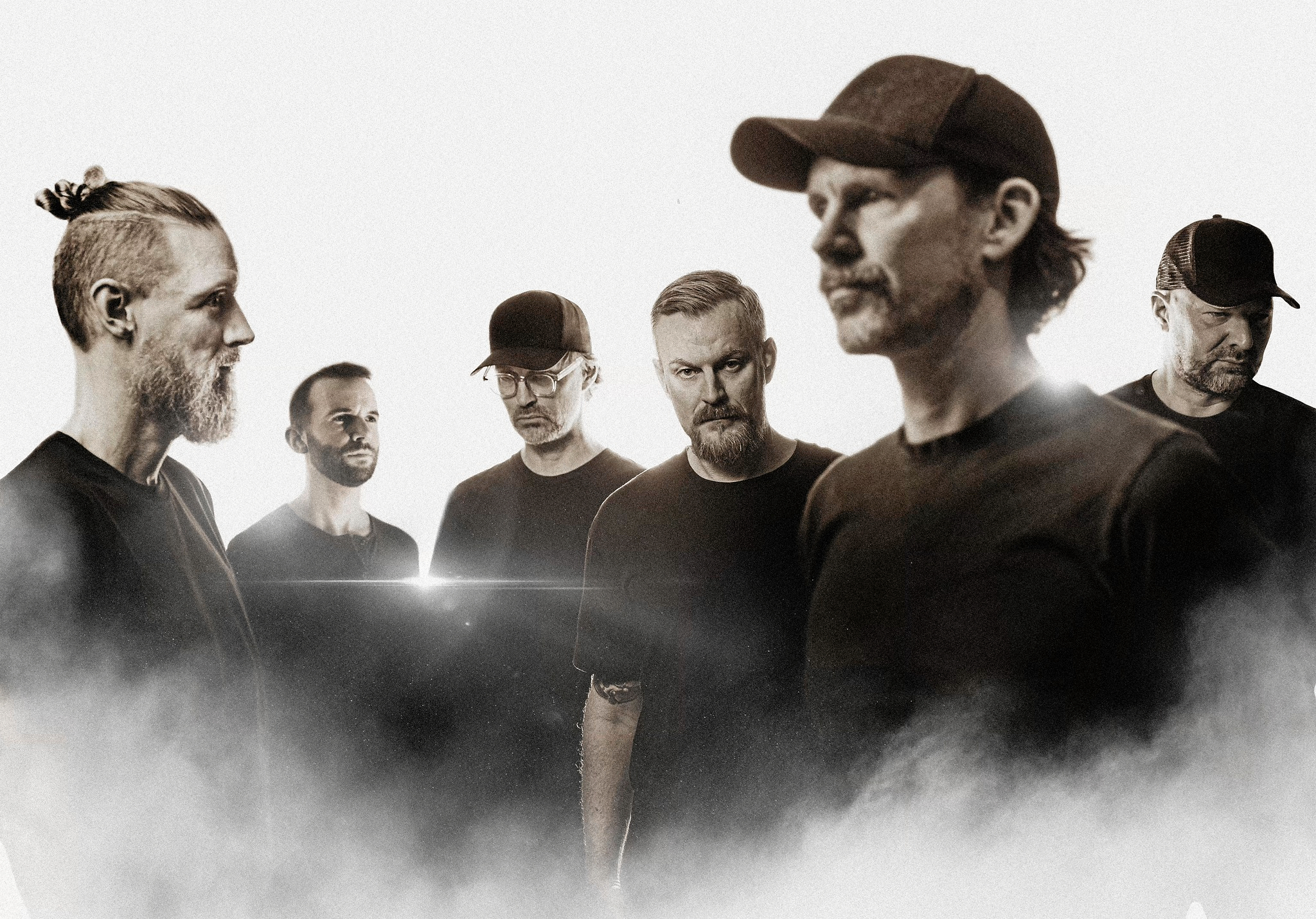 Heavy metal-bandet Raunchy er på vej med ny musik og har Næstved Kommunes chef for Park og Vej Morten Toft Hansen (th.) på trommer.