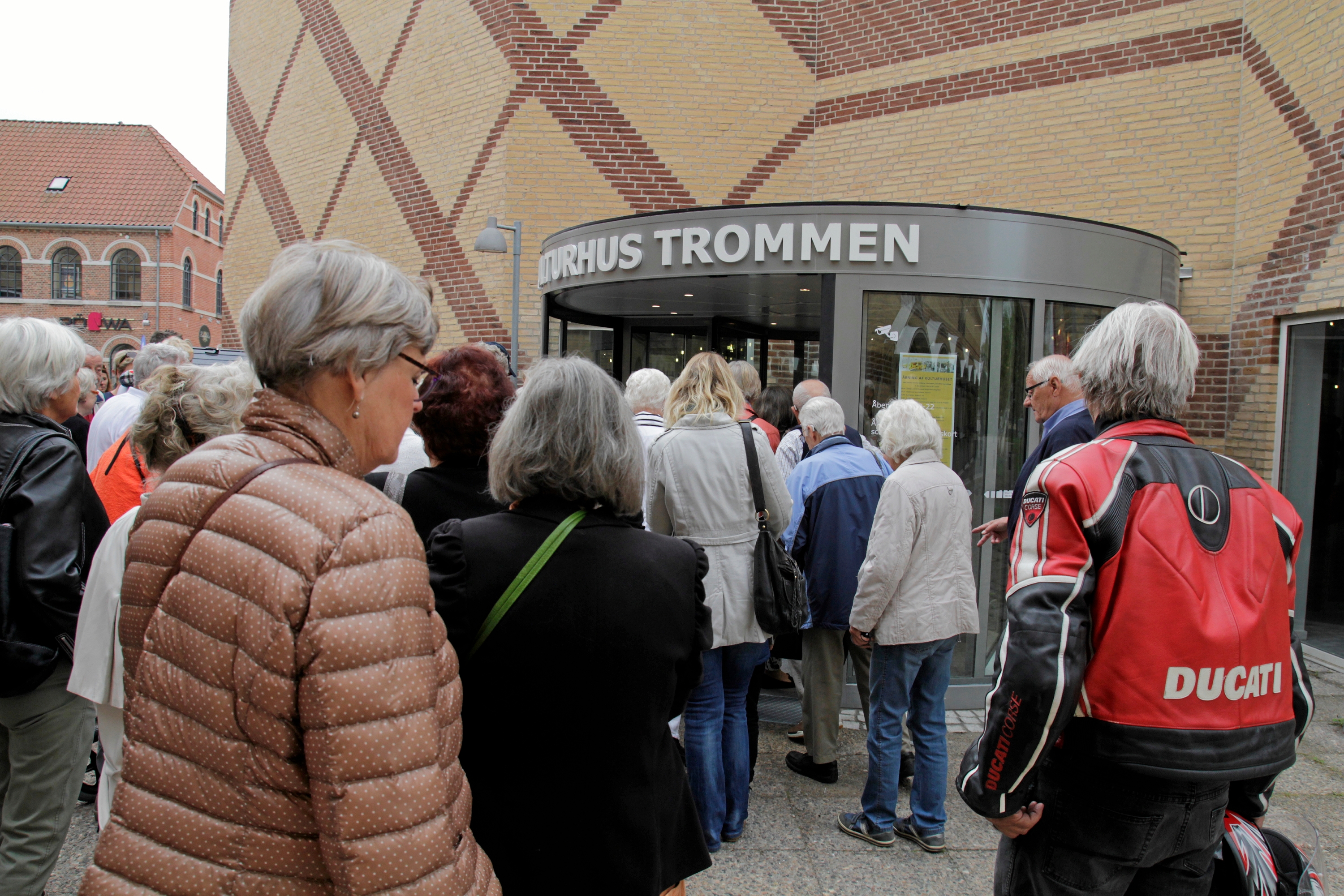 Efter renovering og ombygning genåbnede Kulturhus Trommen i 2014 med biograf. - Morten Timm Efter renovering og ombygning genåbnede Kulturhus Trommen i 2014 med biograf.