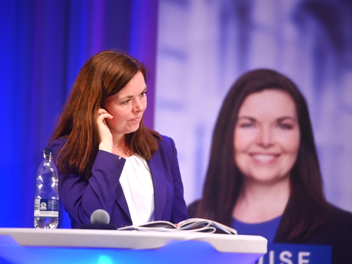 Louise Schack Elholm, Venstre, vil gerne have Ring 5. Dermed går hun imod partiets officielle linje.