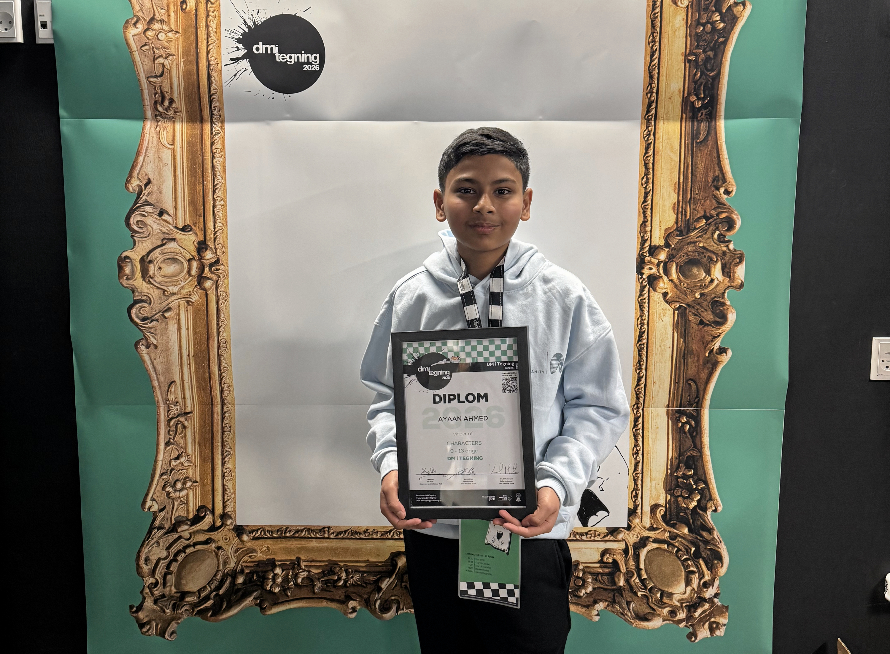 12-årige Ayaan Ahmed fra Farum vinder sej tegne-titel.
