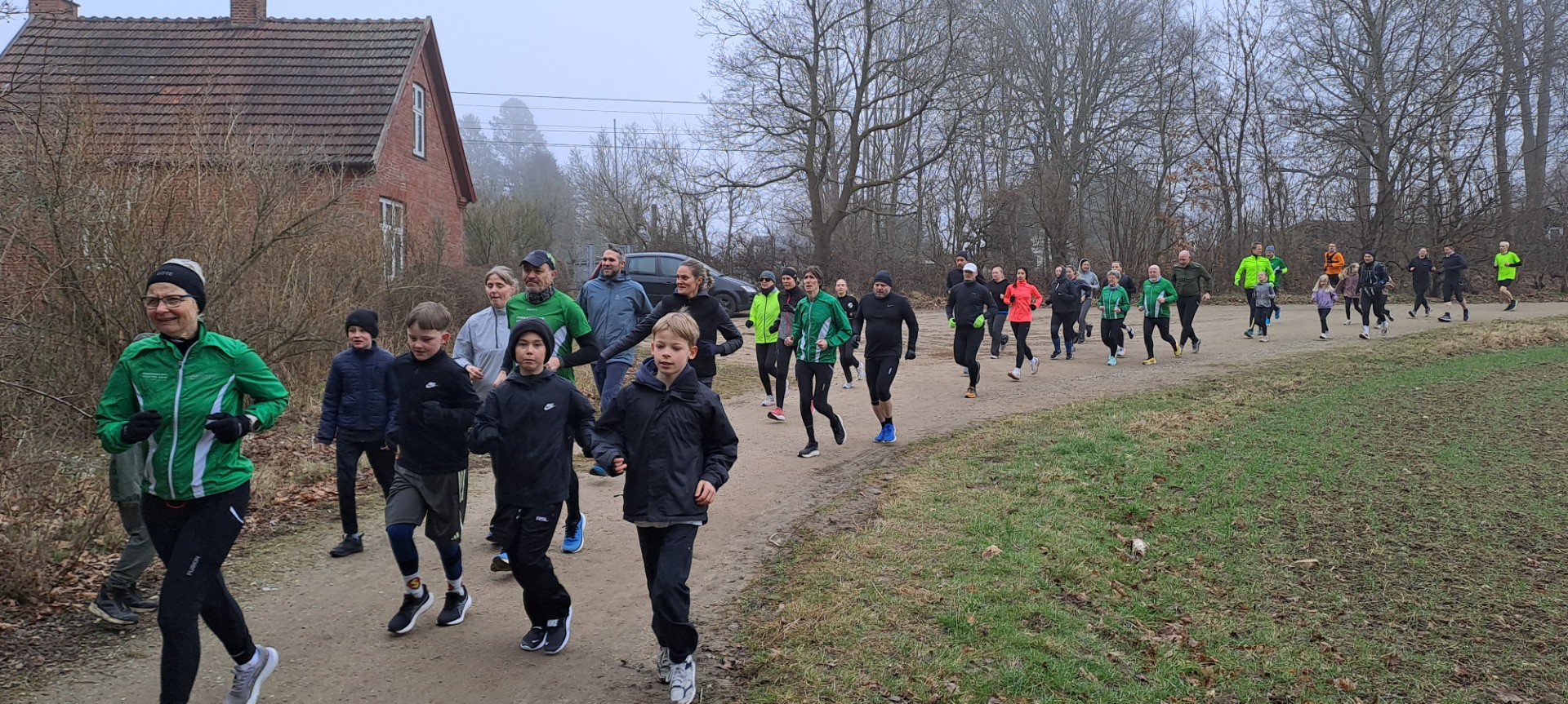 Der var masser af løbeglade mennesker til Tour de Fredensborg lørdag.