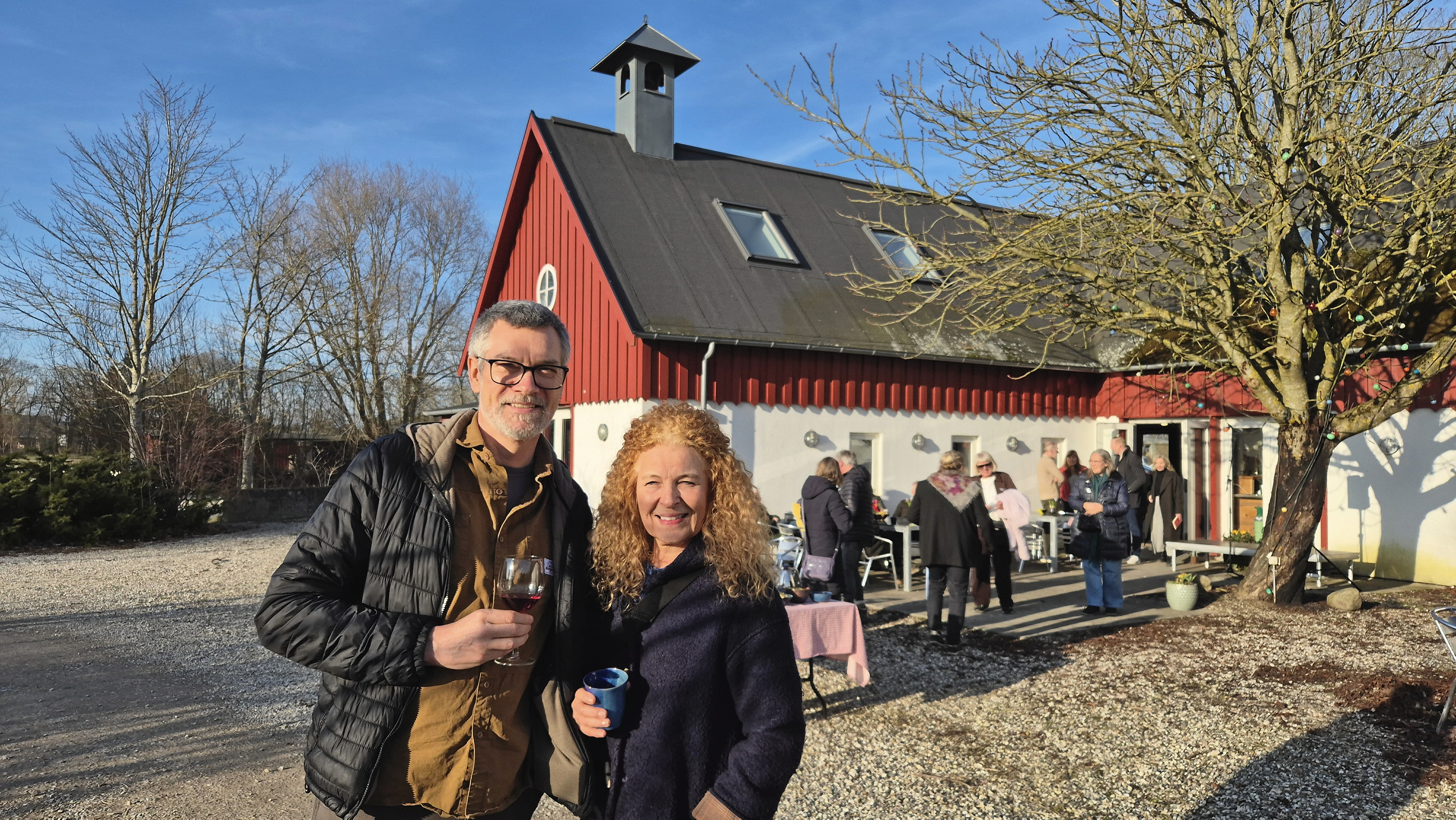Tanken om mere fællesskab trækker i os, lød det fra to af de fremmødte i bjergbyen.