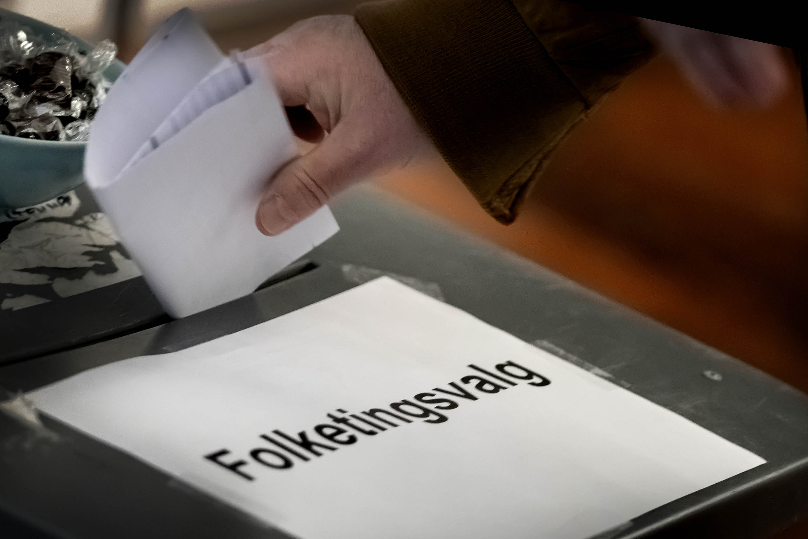 Vælgerne har talt. Regeringspartierne gik tilbage - konservative største blå parti i storkredsen.