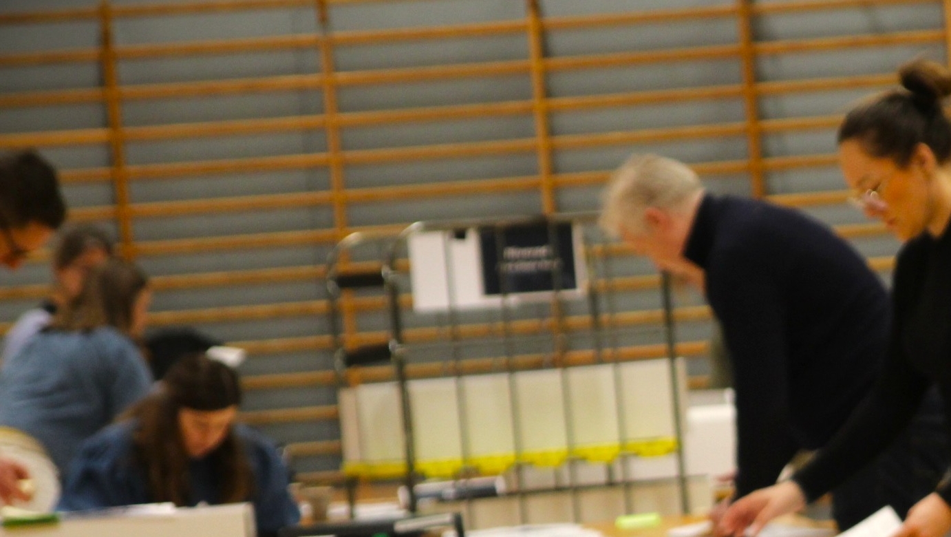 Det forventes, at fintællingen og optællingen af de personlige stemmer er færdig først på eftermiddagen. - Martin Warming Det forventes, at fintællingen og optællingen af de personlige stemmer er færdig først på eftermiddagen.