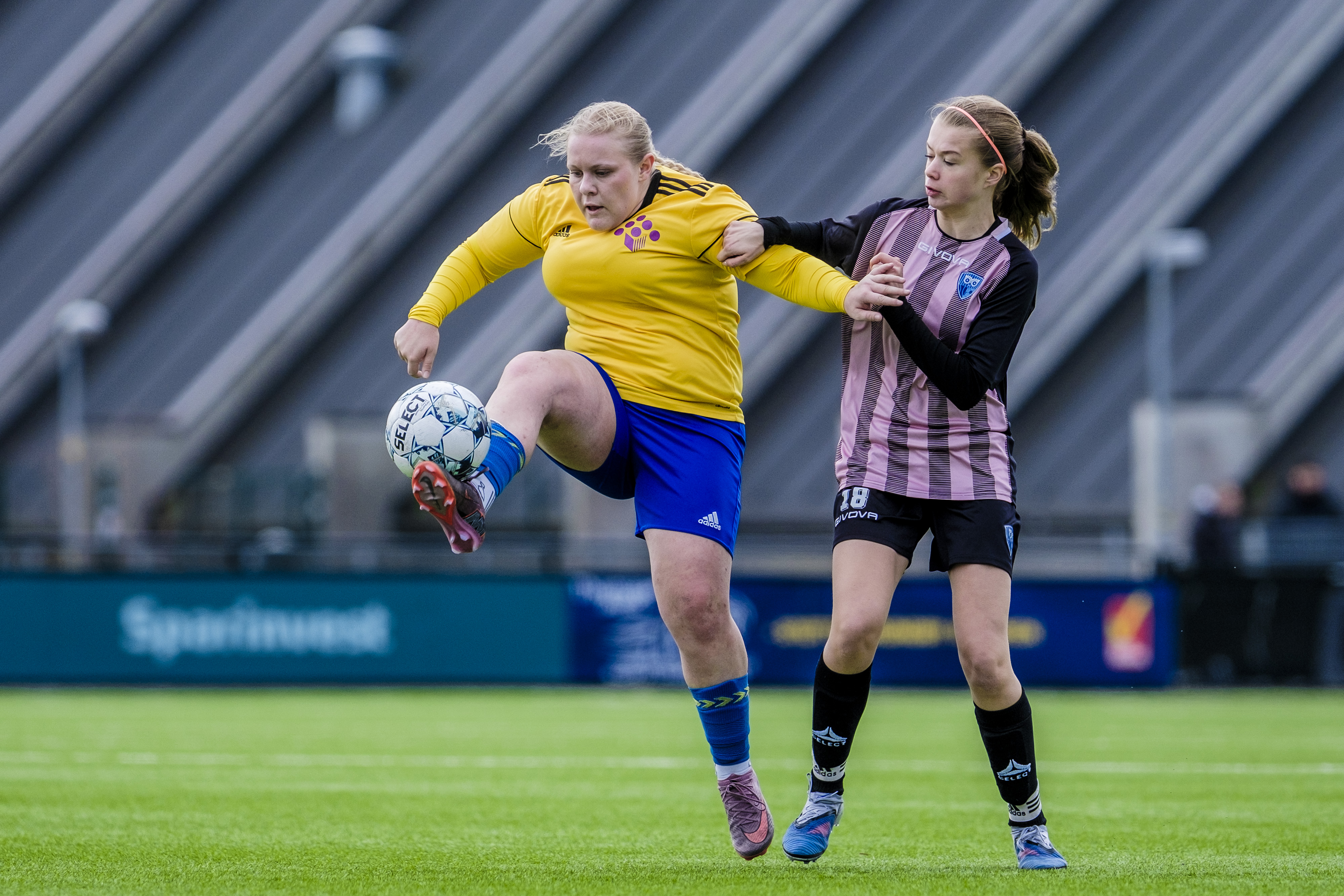 Semifinalen blev endestationen for pigerne fra Brøndbyvester Skole i dette års udgave af DBU Skolepokalen.