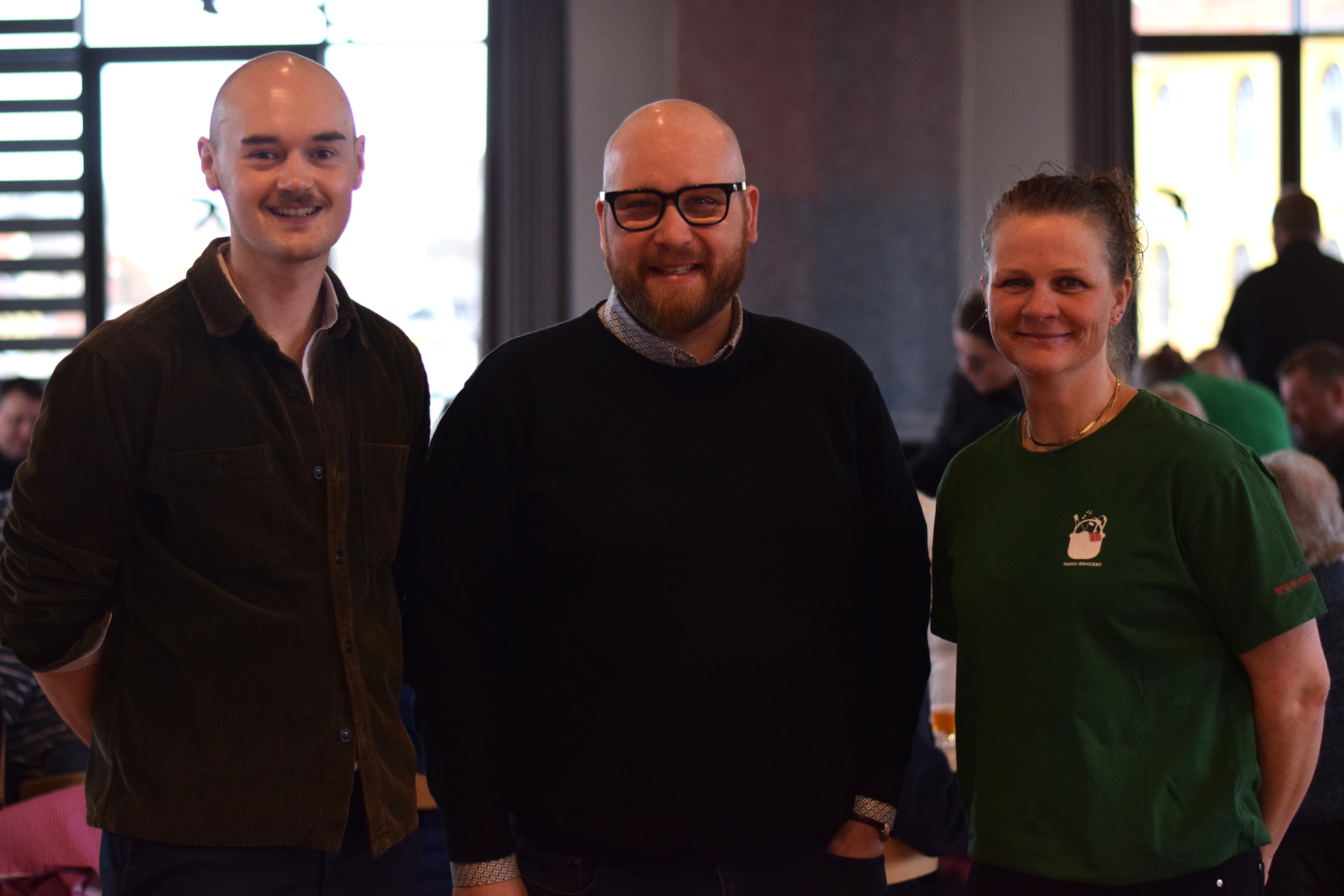 Frederik Fryland, projektleder omdannelsen af stationsbygningen i Skælskør, og Morten Winther og Anita Lund fra Picnickoncerterne, har slået pjalterne sammen, når stationsbygningen til sommer skal danne rammerne om picnickoncerterne i Skælskør,