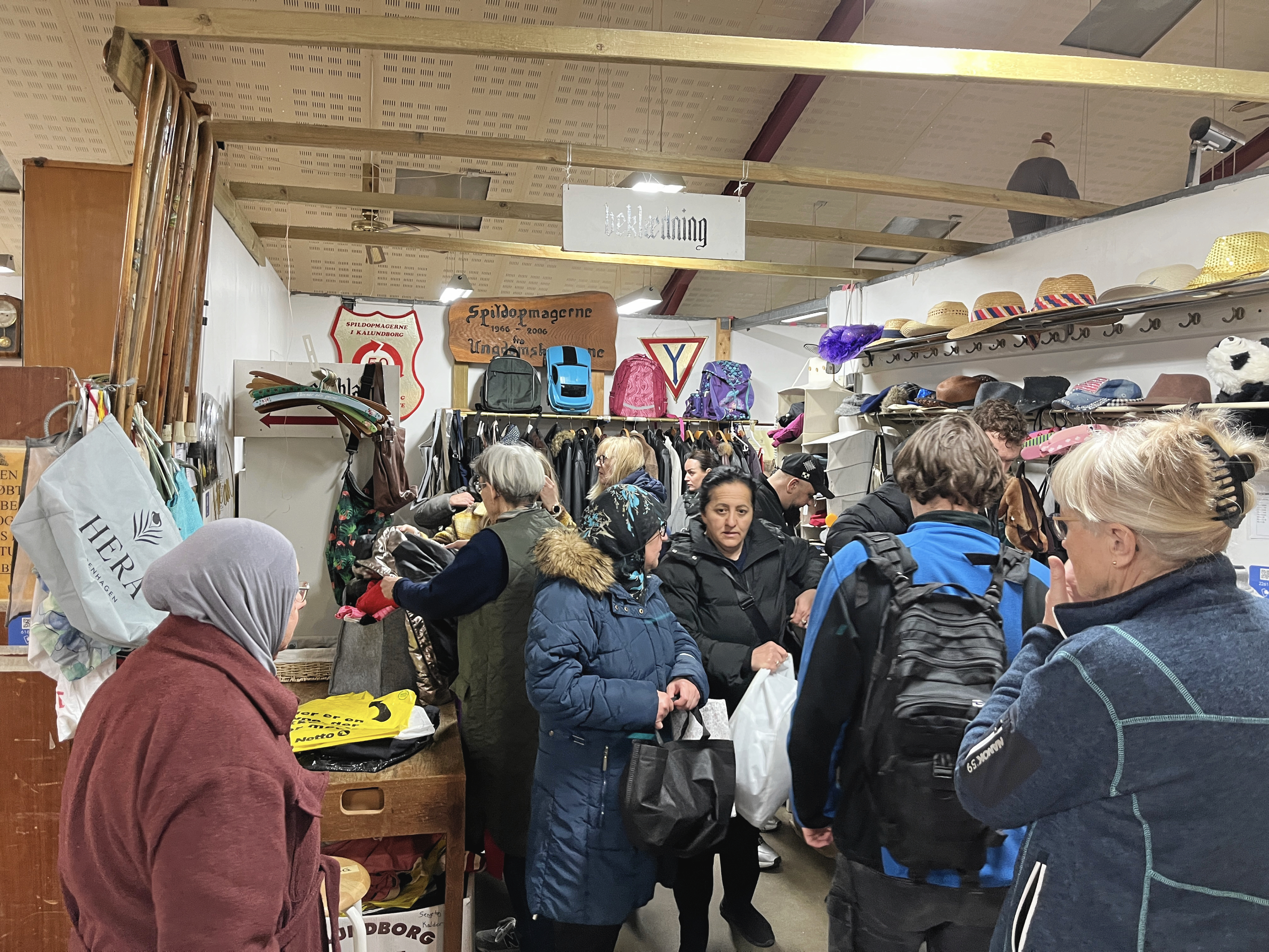 Hver tirsdag aften står hundredevis af kalundborgenserne i kø hos Spildopmagerne på Langagervej i Kalundborg. Tirsdag den 7. april fejrer den populære forening sin 60-års fødselsdag.