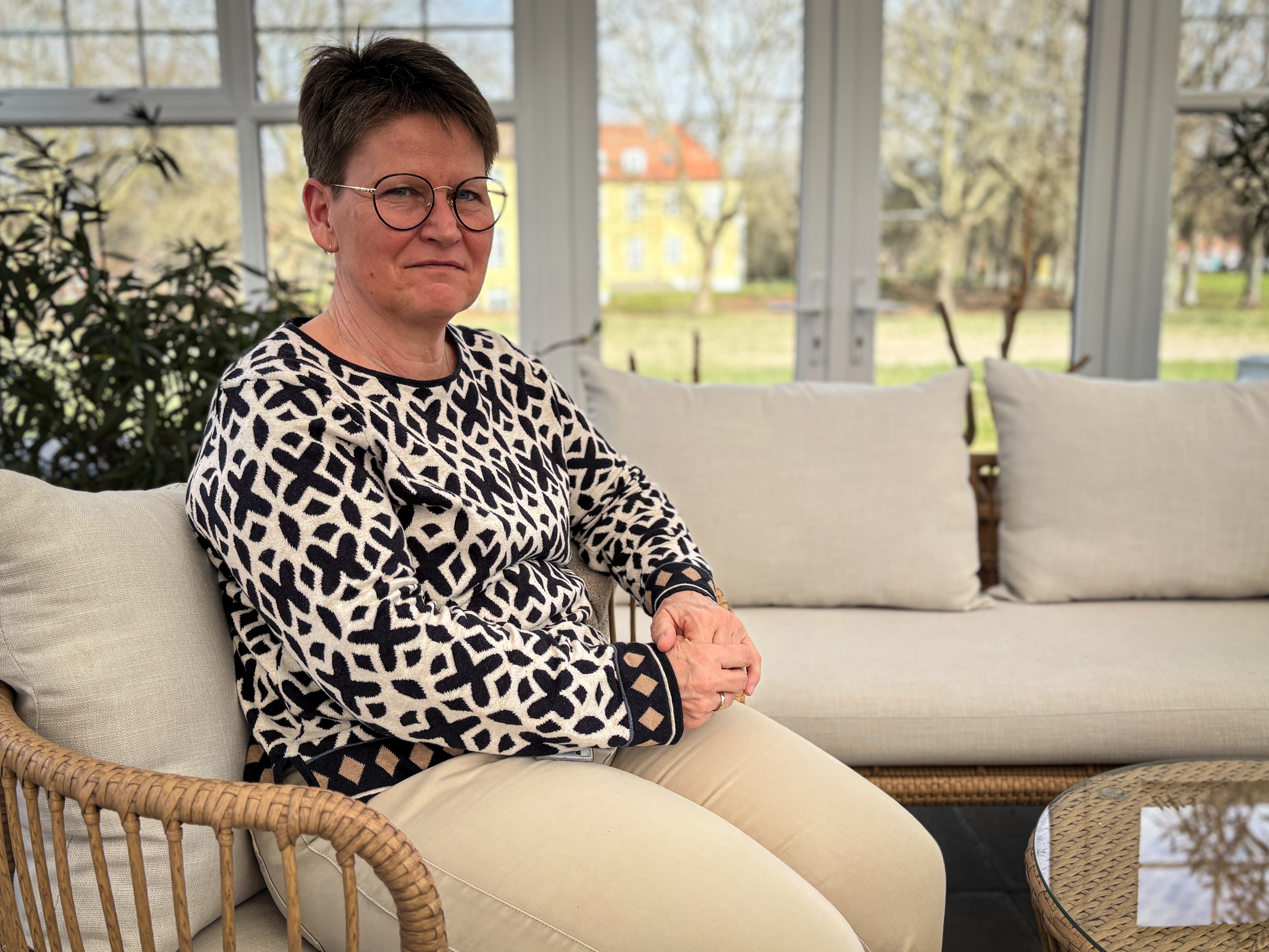 På Hospicegården Filadelfia i Dianalund arbejder hospicechef Dorthe Pedersen med at skabe trygge rammer for patienter i livets sidste fase.