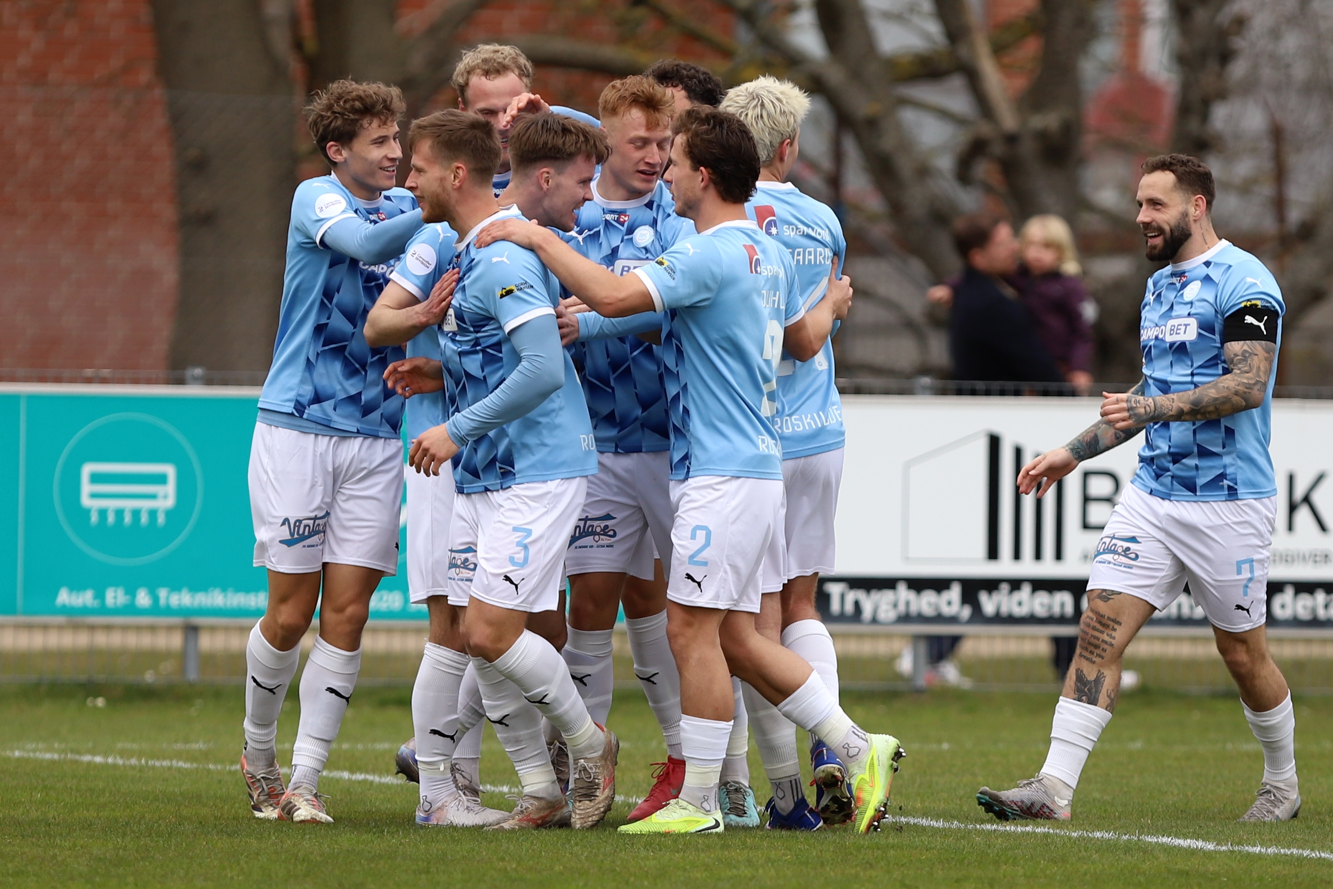 FC Roskilde har trukket lidt i bremsen i forhold til sidste sæsons klar udmelding om at ville rykke op.