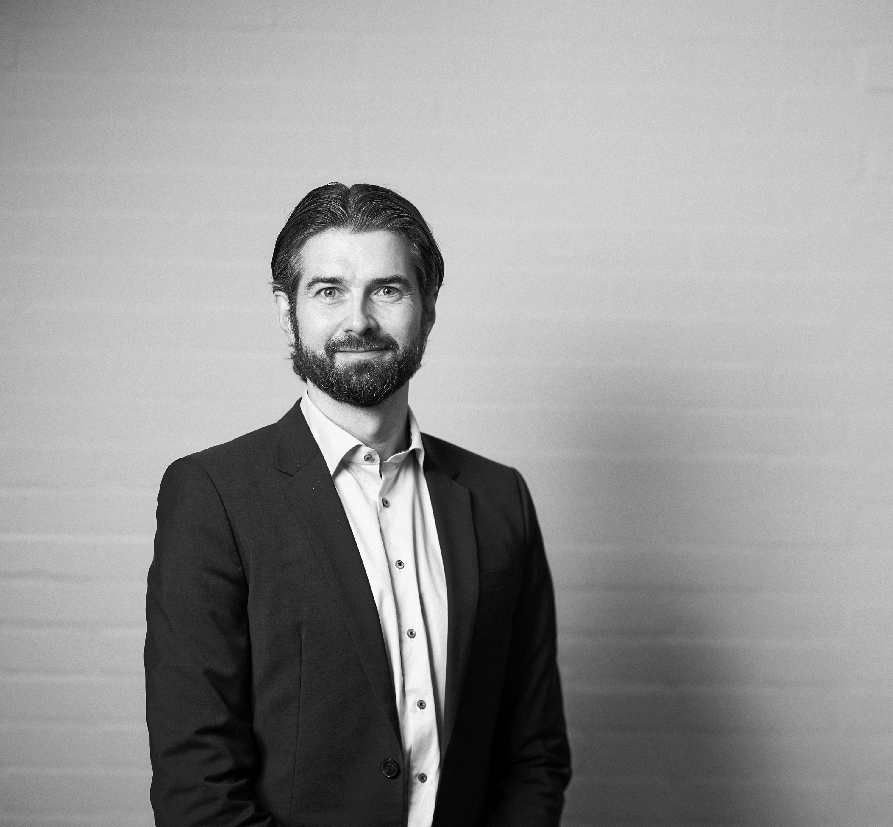 Henrik Lebtien Mohr, stifter af Librelab, er glad for sin lokation hos Nordstens Workspace i Hillerød, selv om han lige nu er flere dage i Lyngby og København hos kunder og samarbejdspartnere, end han er der. Selv om Librelab er en hybrid arbejdsplads, vil han i fremtiden gerne udvide med kontorer i København og Aarhus.