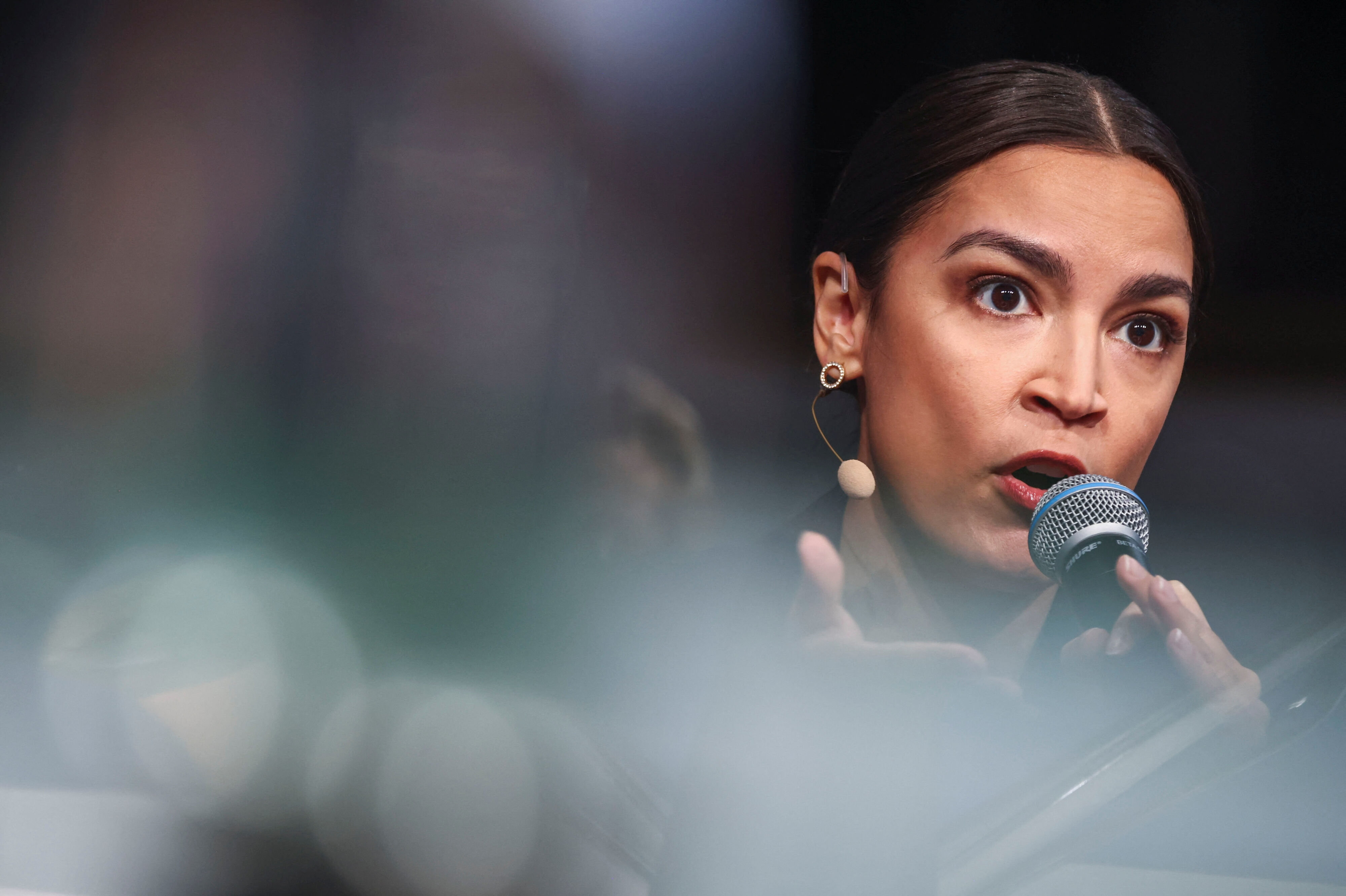 Demokraten Alexandria Ocasio-Cortez mener, at Trumps trusler mod Iran lægger op til, at den amerikanske præsident afsættes fra embedet. (Arkivfoto).