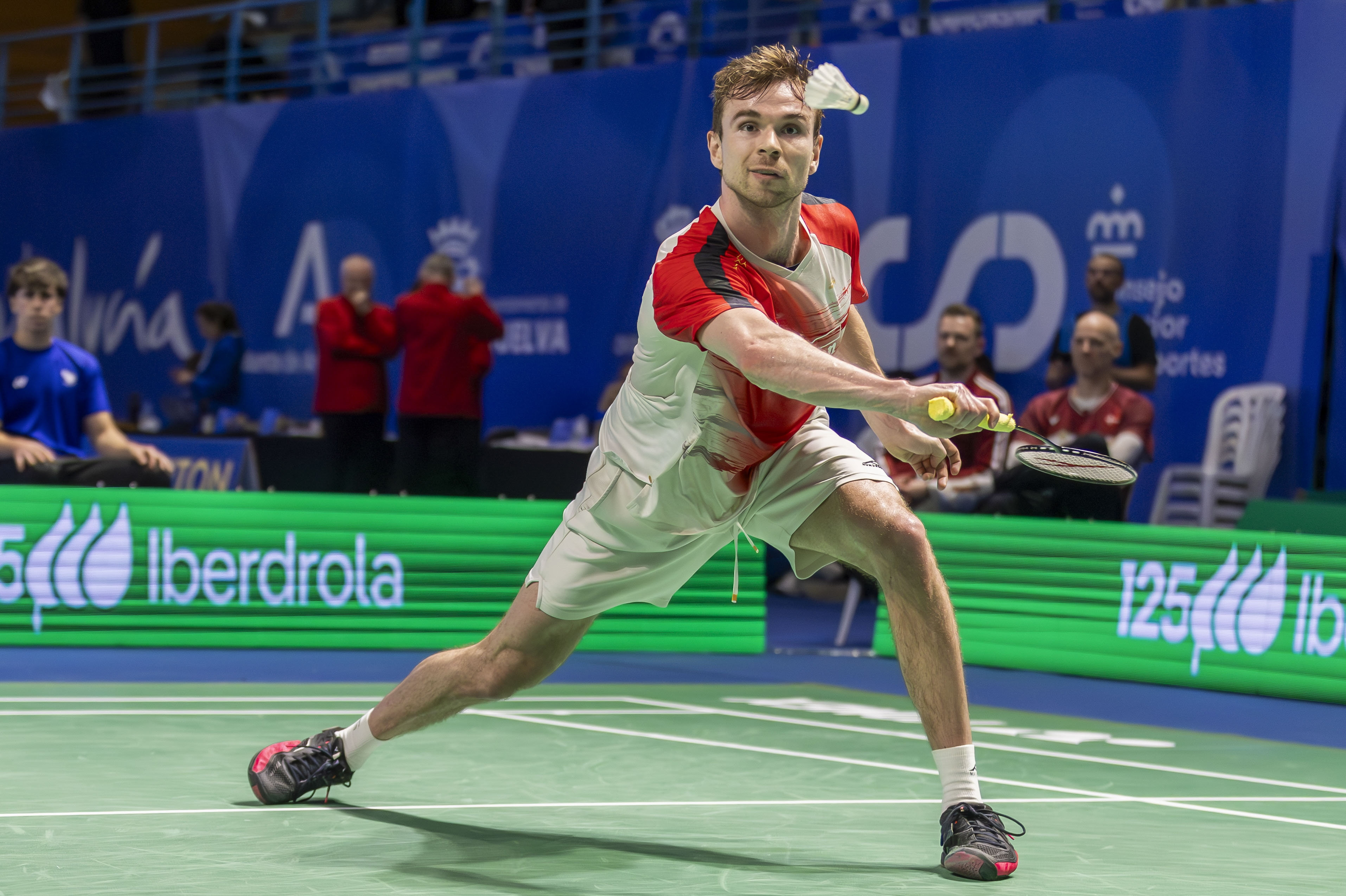 Med Rasmus Gemkes exit er Anders Antonsen den eneste dansker tilbage i herresingle ved EM i badminton. (Arkivfoto).