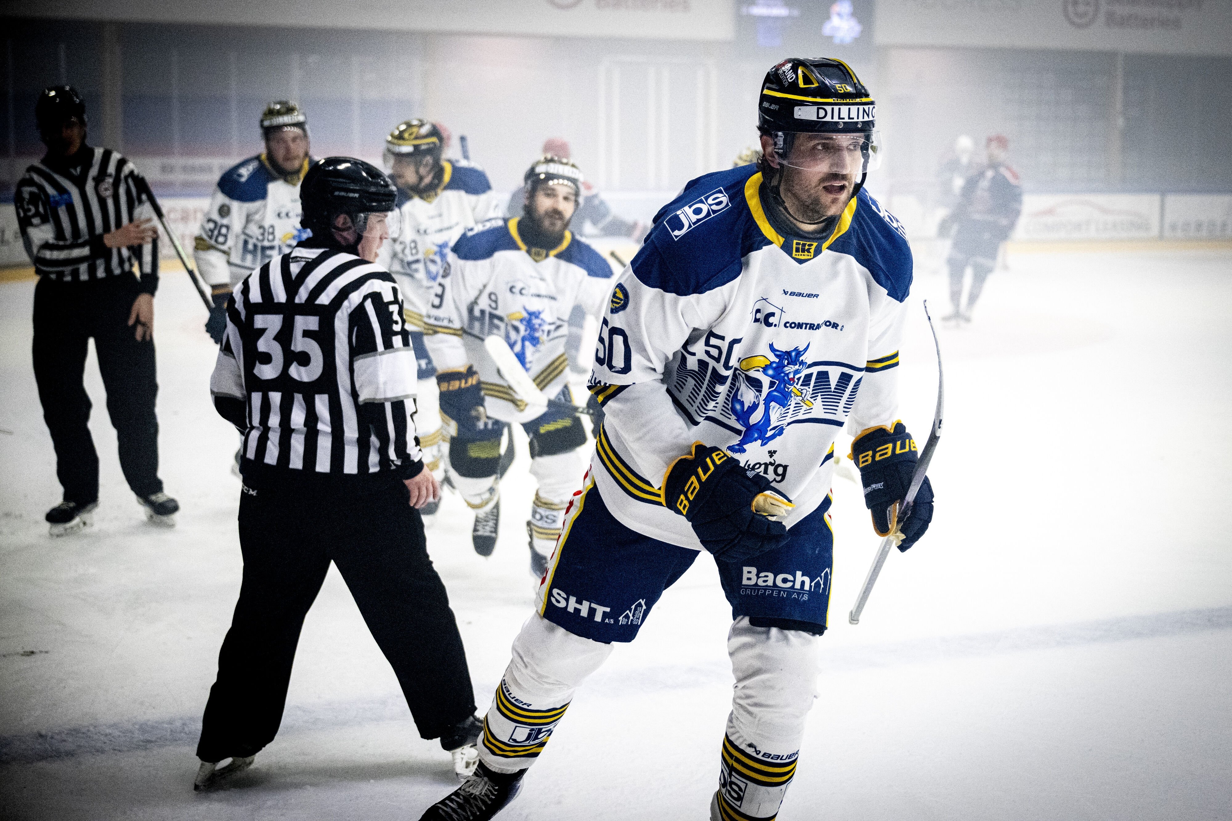 Mathias Bau Hansen scorede tre mål for Herning, der fredag aften vandt 6-1 over Rungsted og spillede sig i DM-finalen. (Arkivfoto).