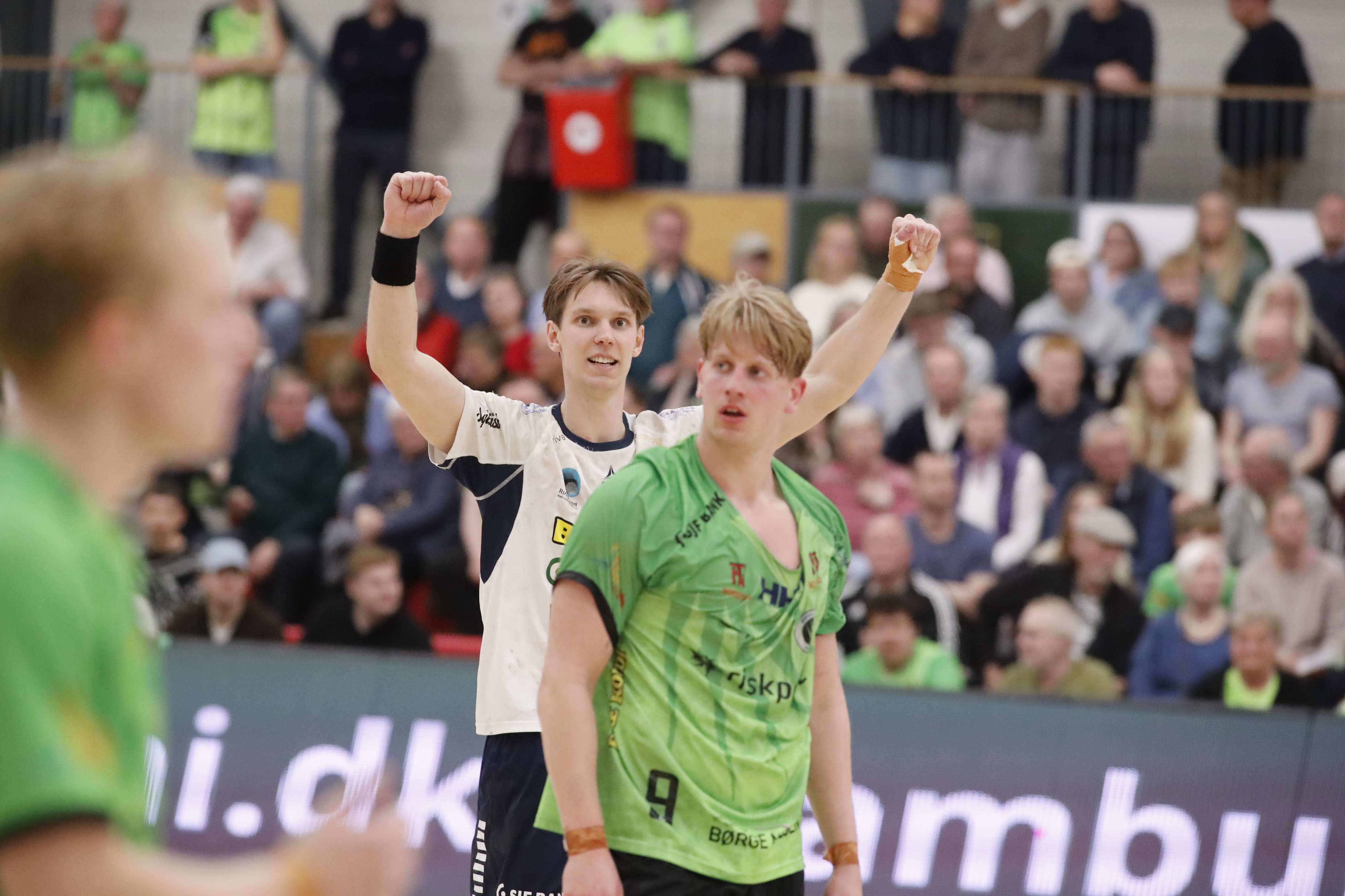 Oliver Wosniak Jubler bag en skuffet August Storbugt Olsen.