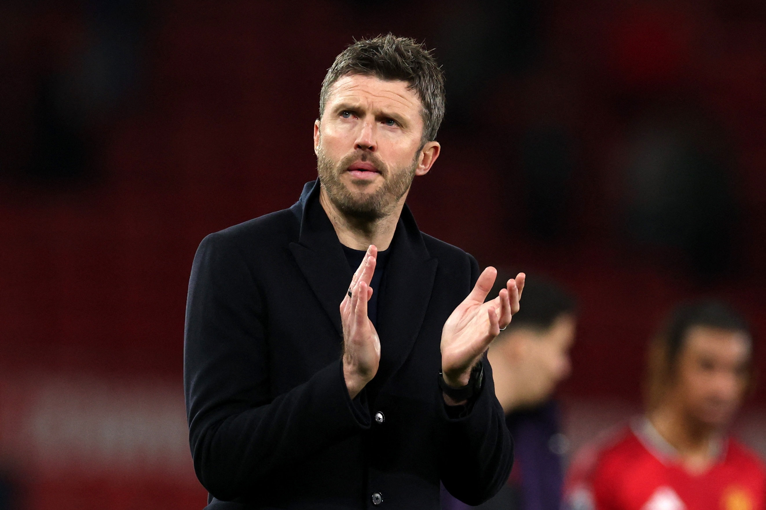 Michael Carrick mener, at dommeren begik en fejl, da Manchester Uniteds forsvarsspiller blev smidt ud i anden halvleg mod Leeds i Premier League.