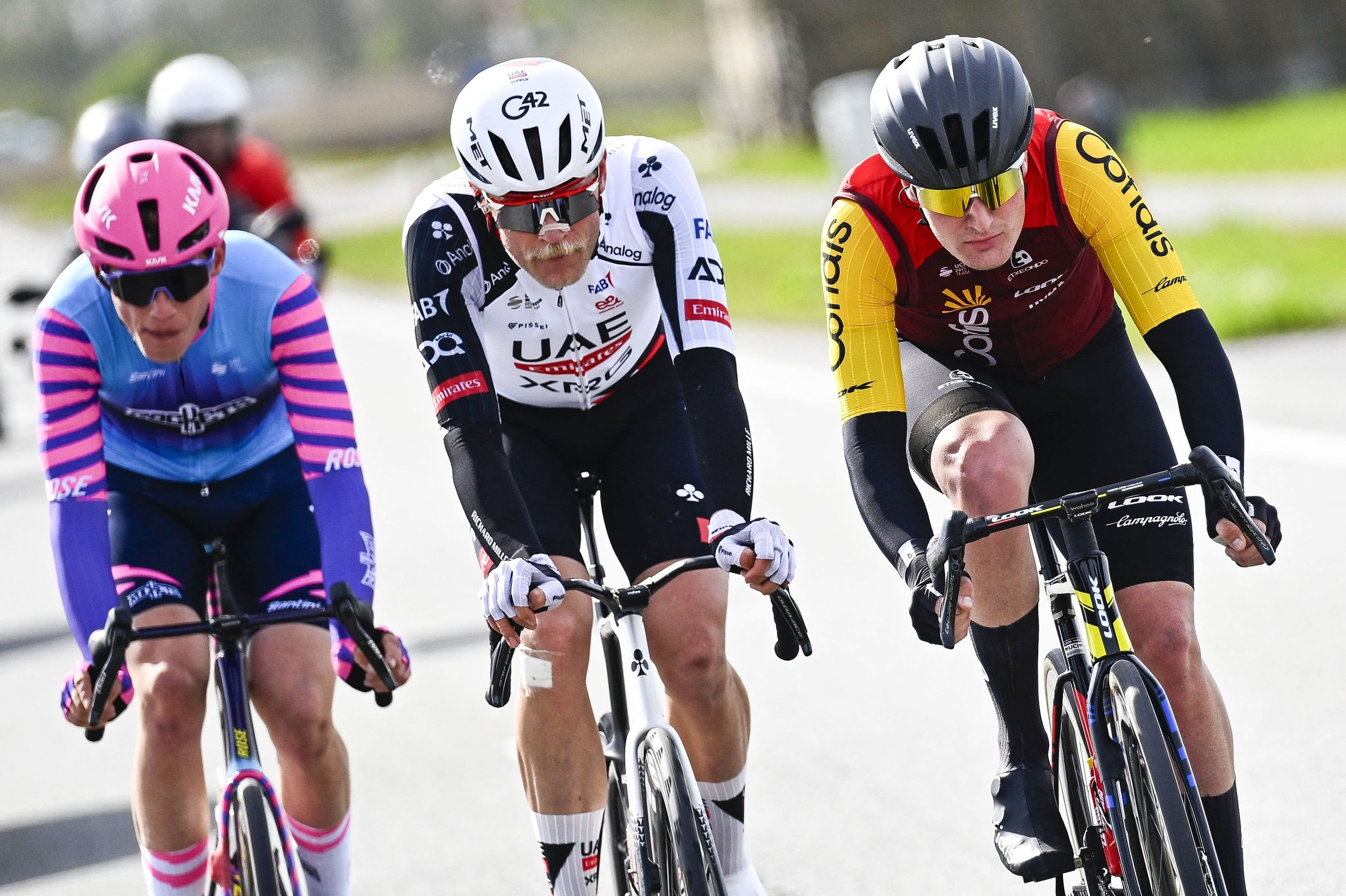 Julius Johansen (i midten) tog tirsdag karrierens første professionelle sejr. (Arkivfoto).