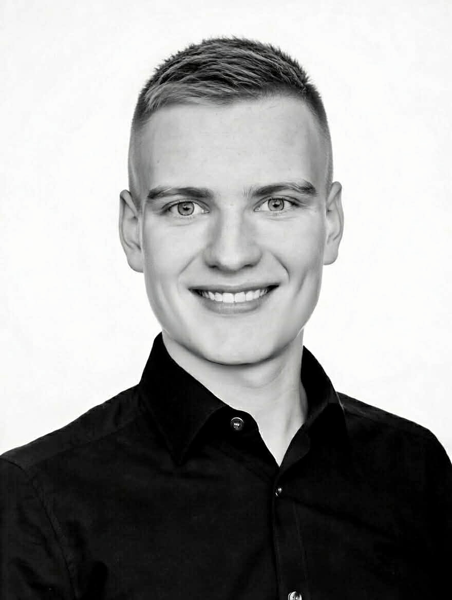 - Det er let at pege på universiteterne og kalde dem røde højborge. Nogle gange er kritikken berettiget. Men ofte er forklaringen mere enkel, skriver Victor Galland.