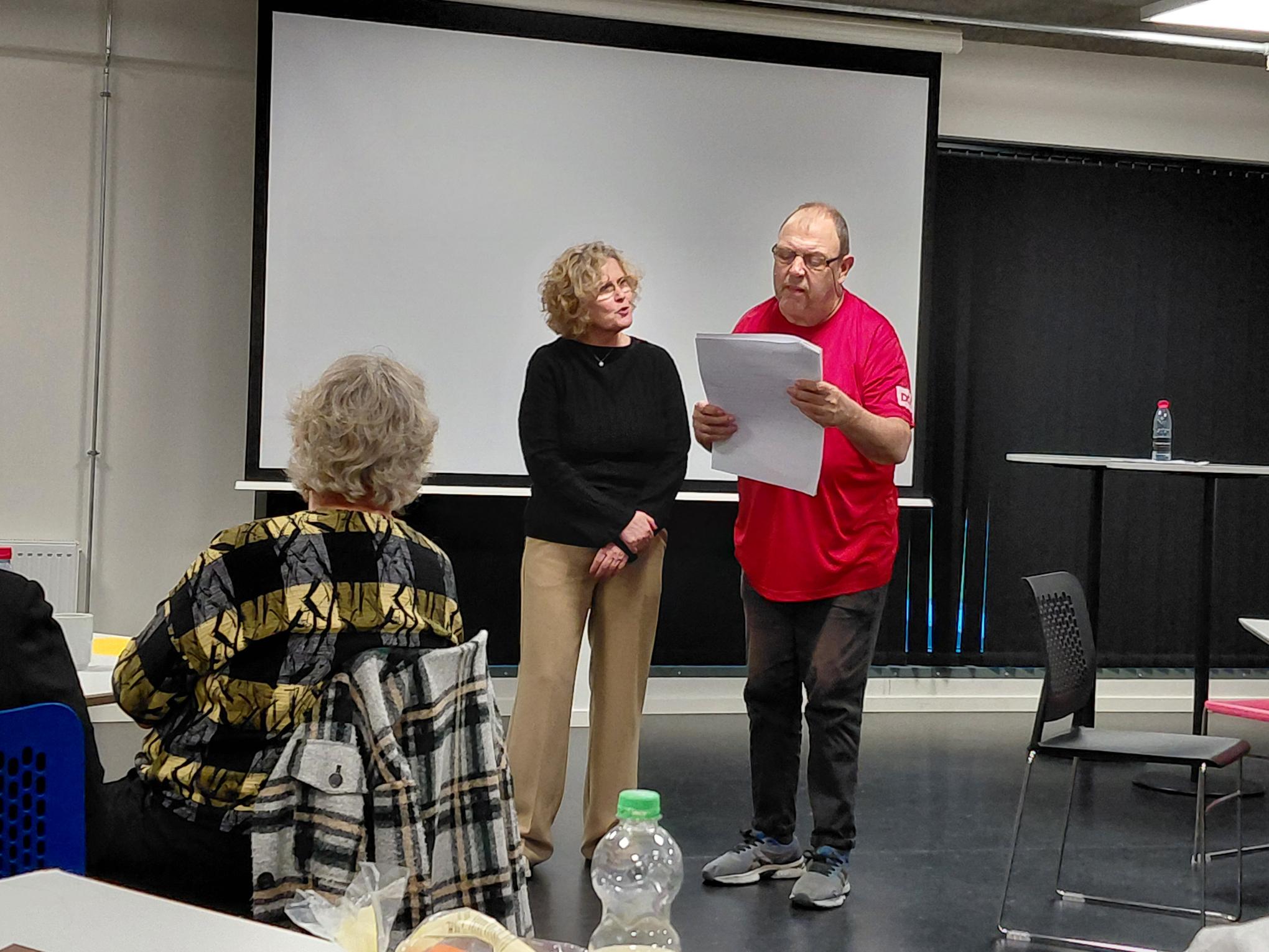 Repræsentanter fra Integrationsrådet, Udsatterådet, Seniorrådet og Folkeoplysningsudvalget deltog i Rådenes Dag i Holbæk Sportsby.