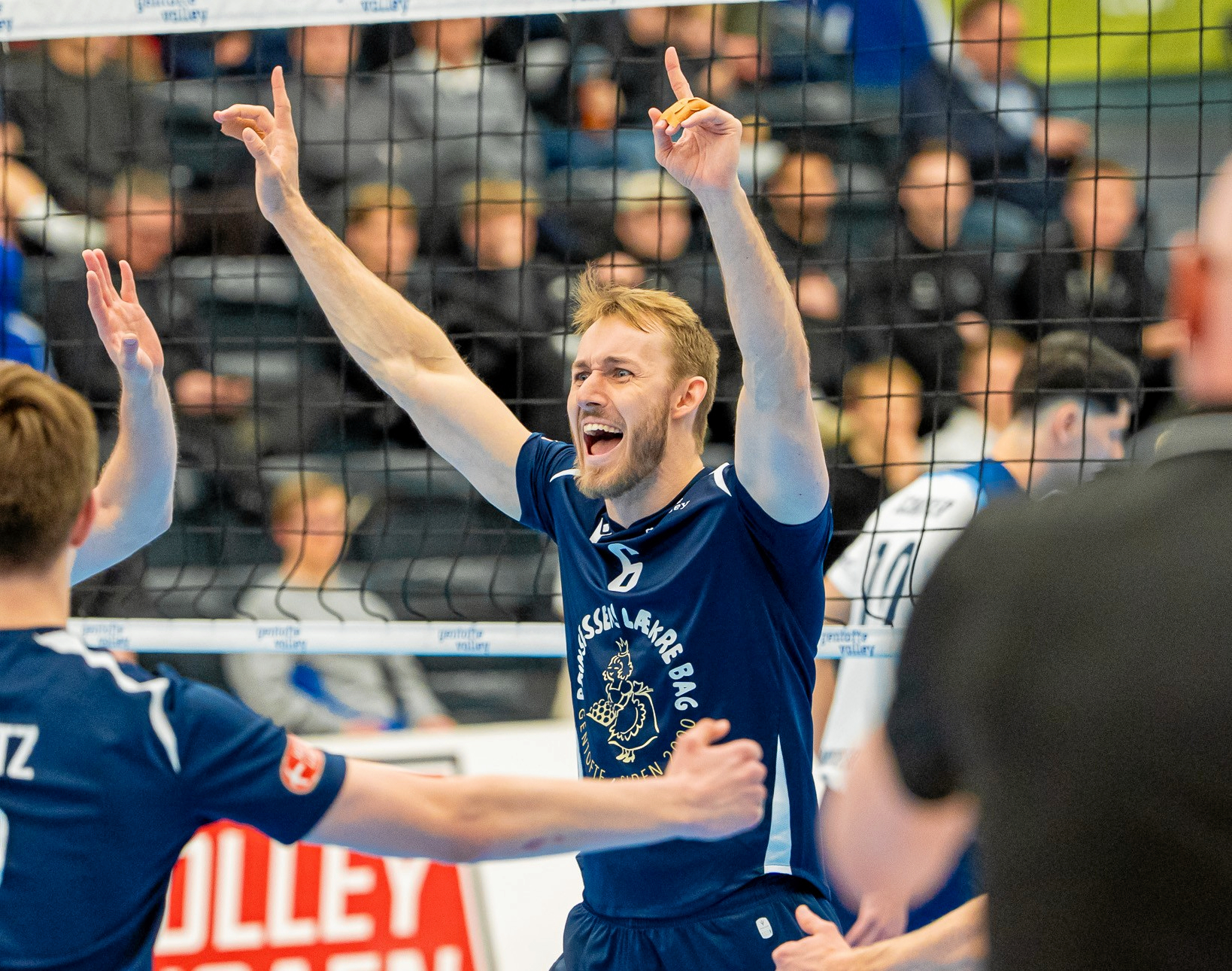 Gentofte Volleys Rasmus Mikelsons (6) kæmpede til det sidste, men alligevel fik Middelfart udlignet til 1-1 i DM-finaleserien.