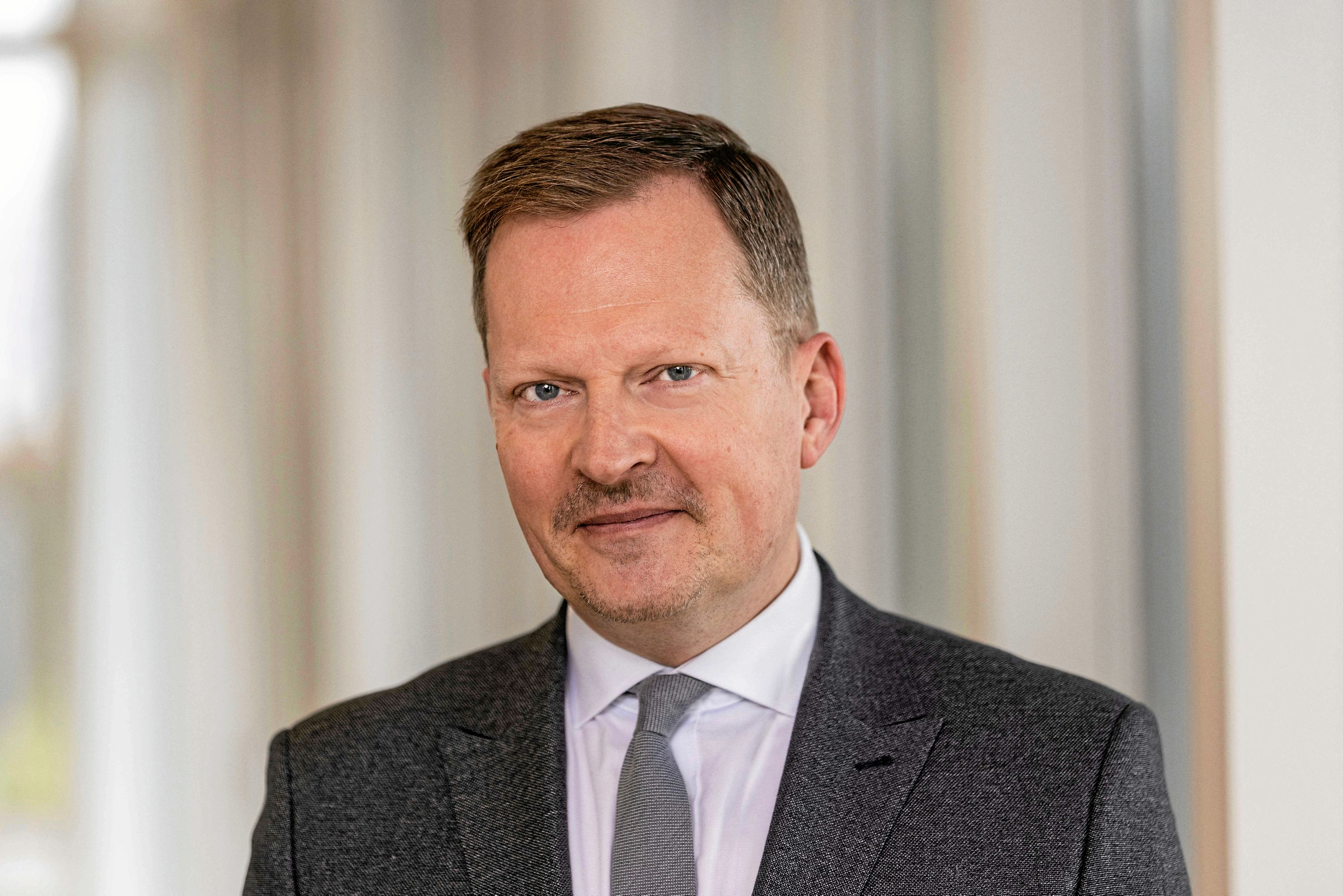 - Vores analyse peger samtidigt på et centralt problem: Incitamenterne i dele af ydelsessystemet er skæve, skriver Jesper Beinov.