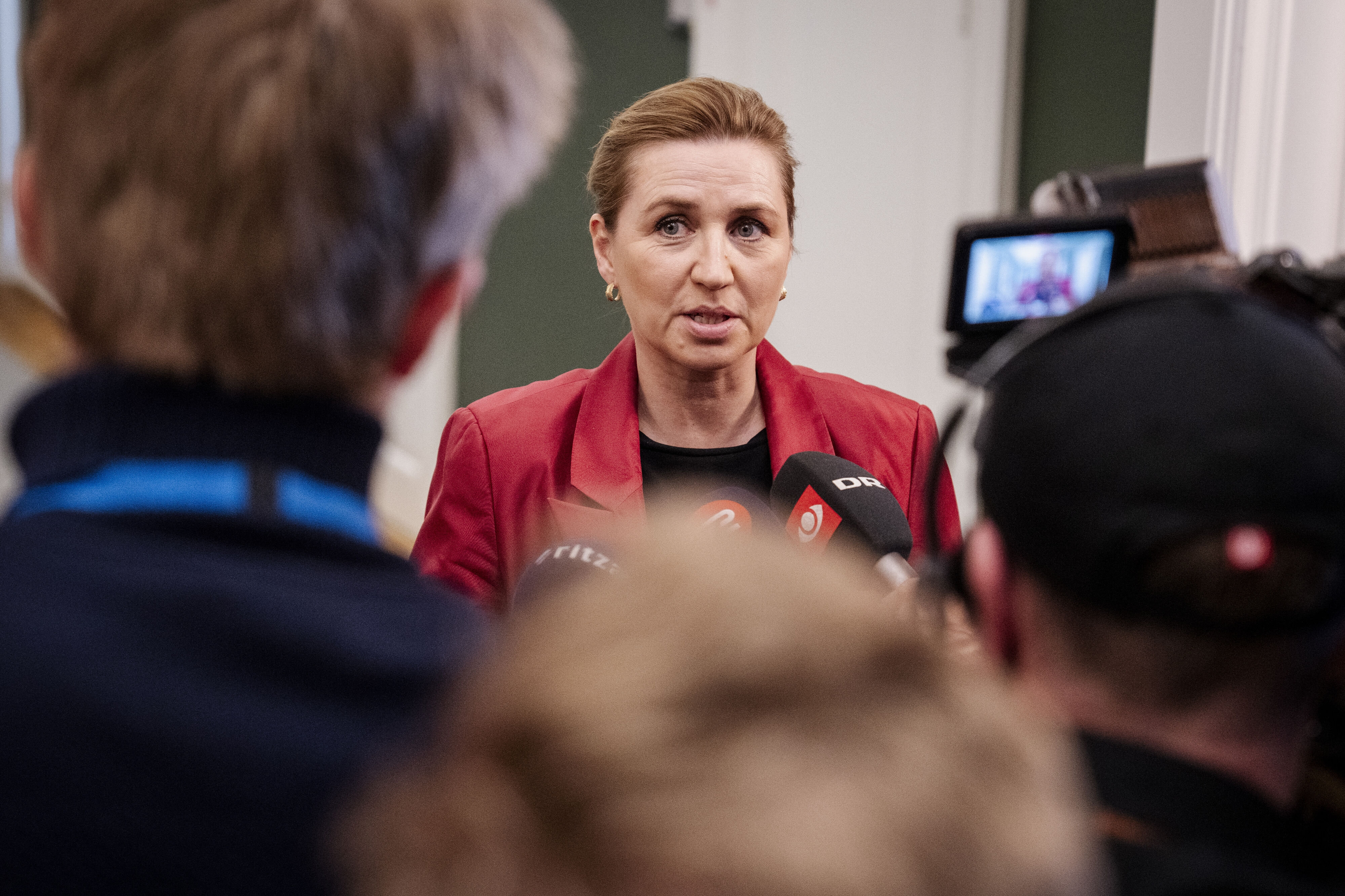 Mette Frederiksen har i flere uger forhandlet med en række partier om en ny regering. I den nye uge venter to dage med drøftelser. (Arkivfoto).