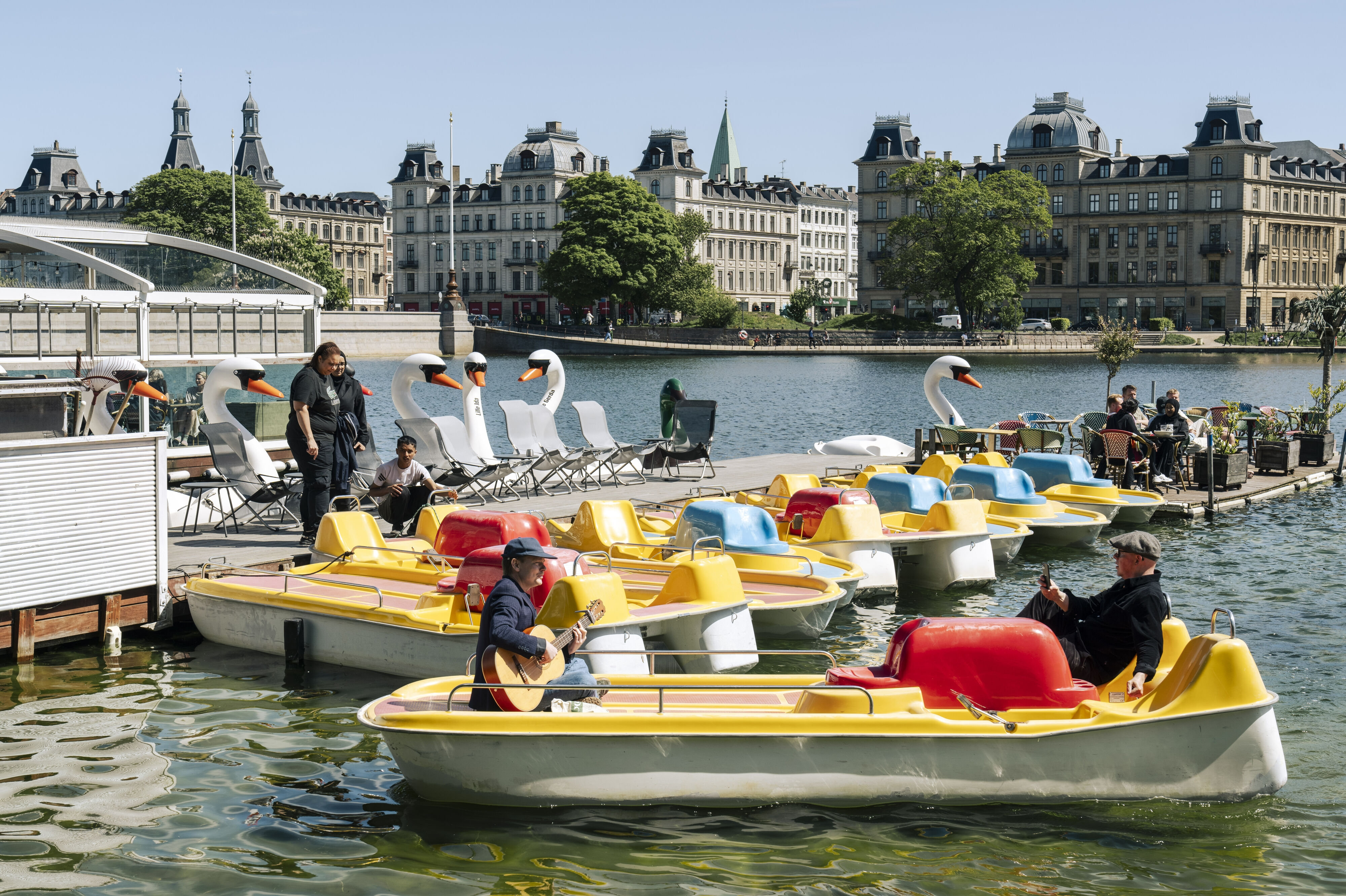 Vejret byder denne uge på mange solskinstimer og lunere temperaturer. Temperaturerne kan dog stadig nærme sig frysepunktet om natten. (Arkivfoto).