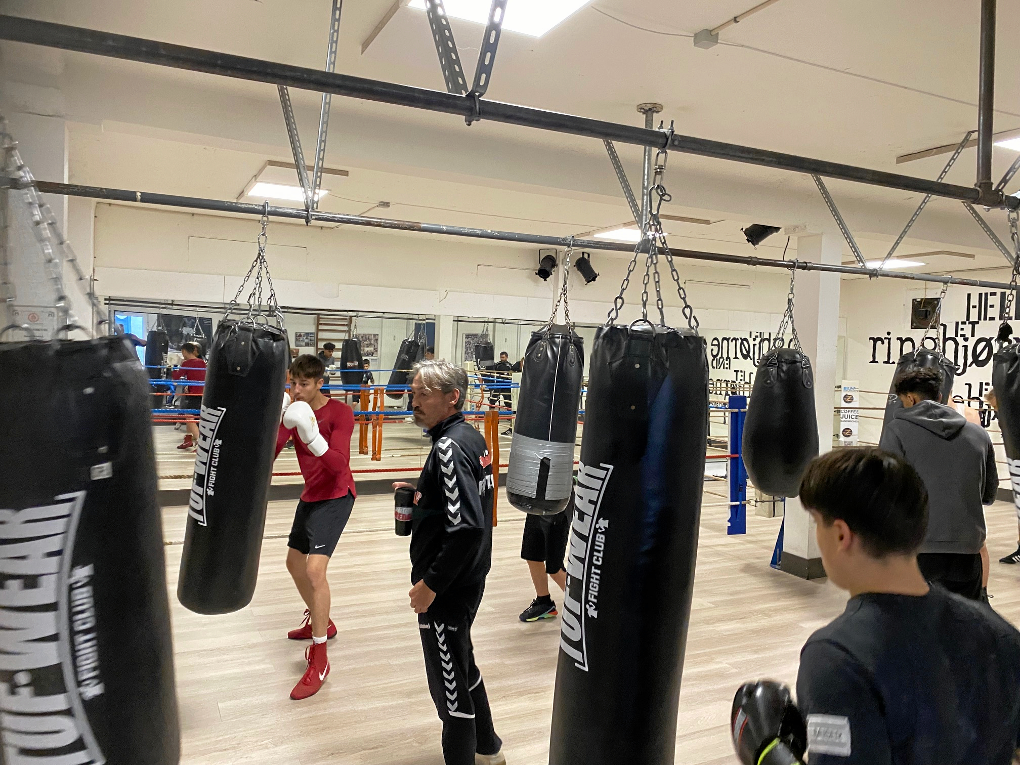 Bokseklubben Team Bredahl fylder 20 år, og det skal fejres 1. maj.