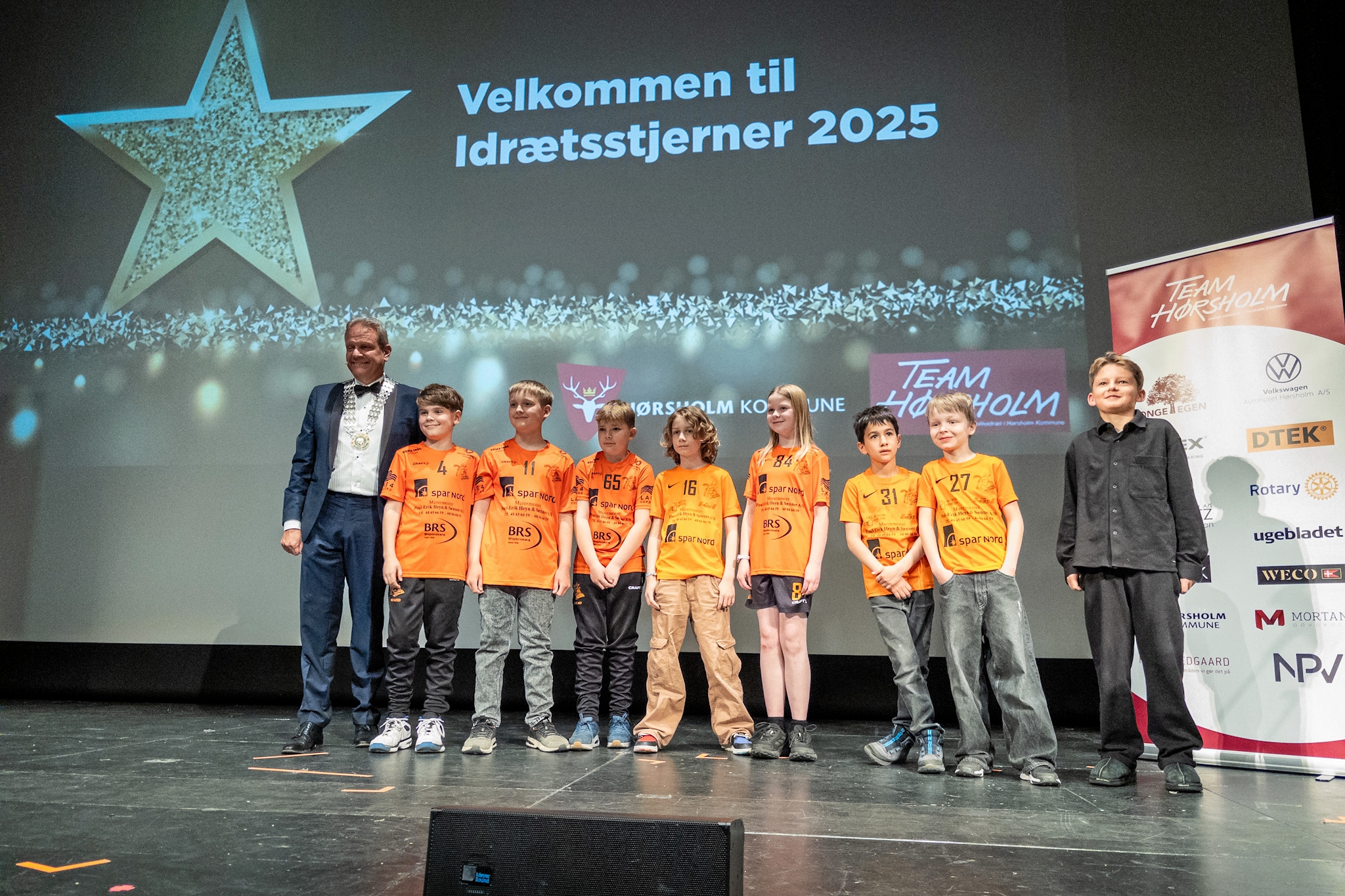 Rungsted Hørsholm Floorball Klub U9 vandt bronze ved Landsmesterskaberne. - Morten Timm Rungsted Hørsholm Floorball Klub U9 vandt bronze ved Landsmesterskaberne.