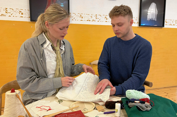 Med projektet "Kulturarv og trivsel for unge i sårbarhed" vil museet inviterer unge til at deltage i håndarbejdsworkshops og i udviklingen af nye museumsaktiviteter.
