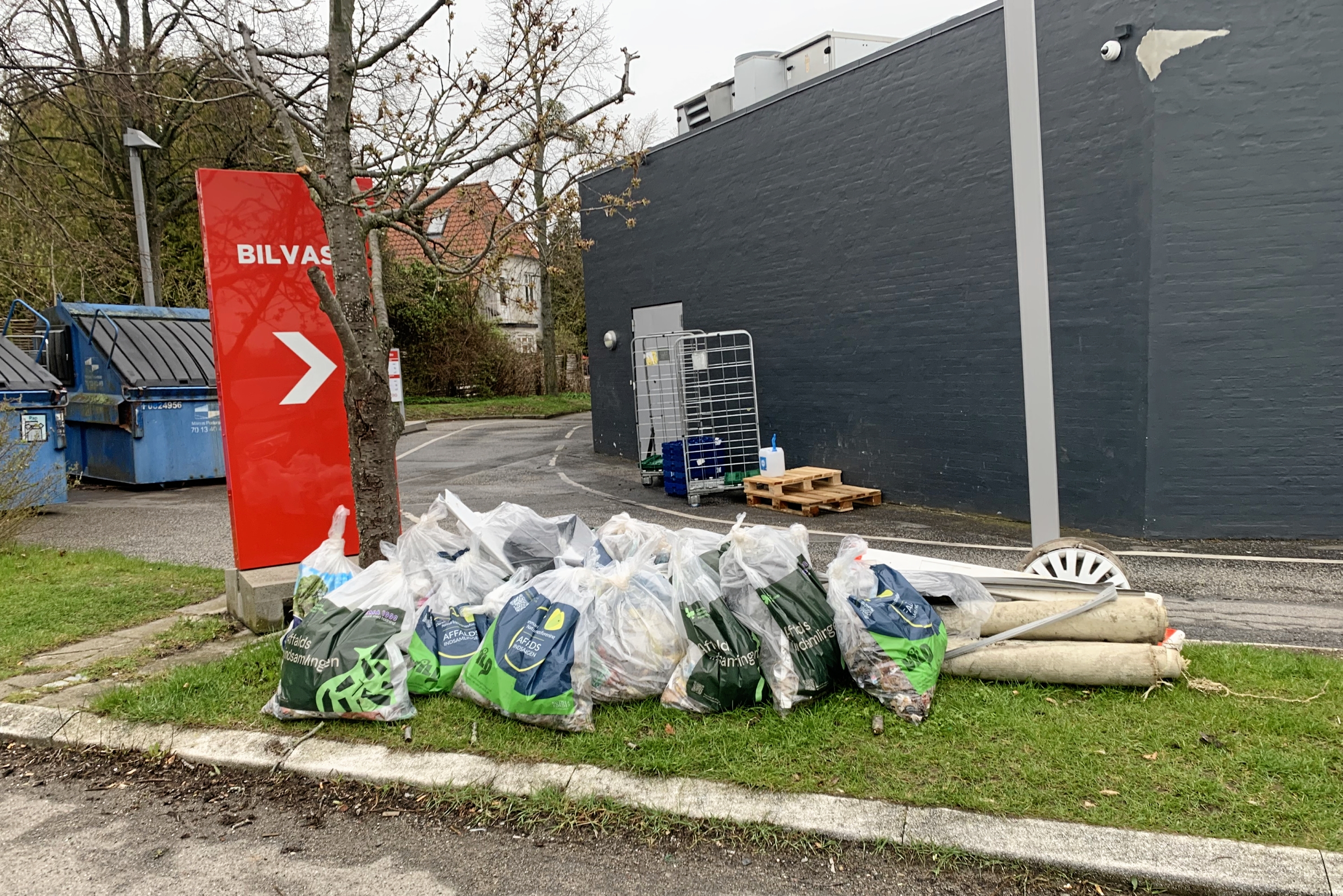Mere end 100 kilo blev samlet ind, da Danmarks Naturfredningsforening afholdt deres årlige affaldsindsamling i Hørsholm. - Privat Mere end 100 kilo blev samlet ind, da Danmarks Naturfredningsforening afholdt deres årlige affaldsindsamling i Hørsholm.