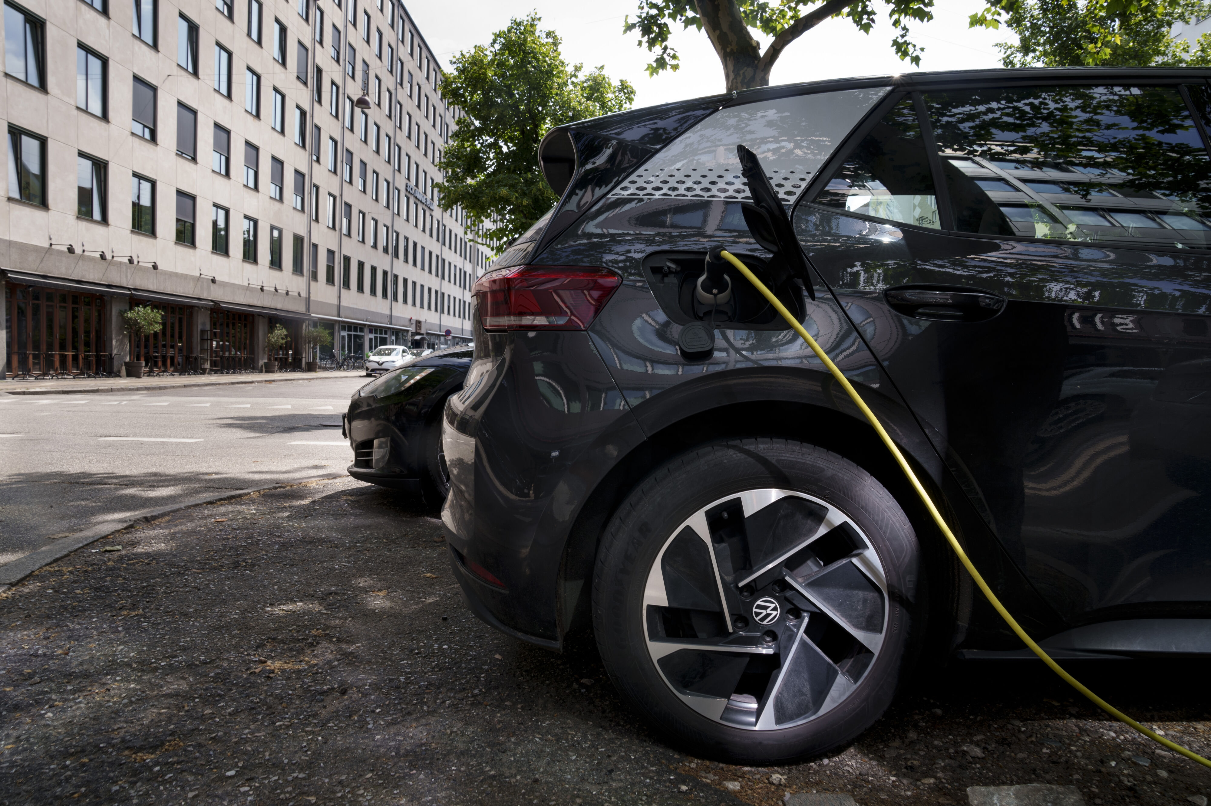 I første kvartal blev der indregistreret 34.970 nye elbiler på det danske marked. Hver ottende nyregistrerede bil i Danmark i perioden er dermed en elbil. (Arkivfoto).
