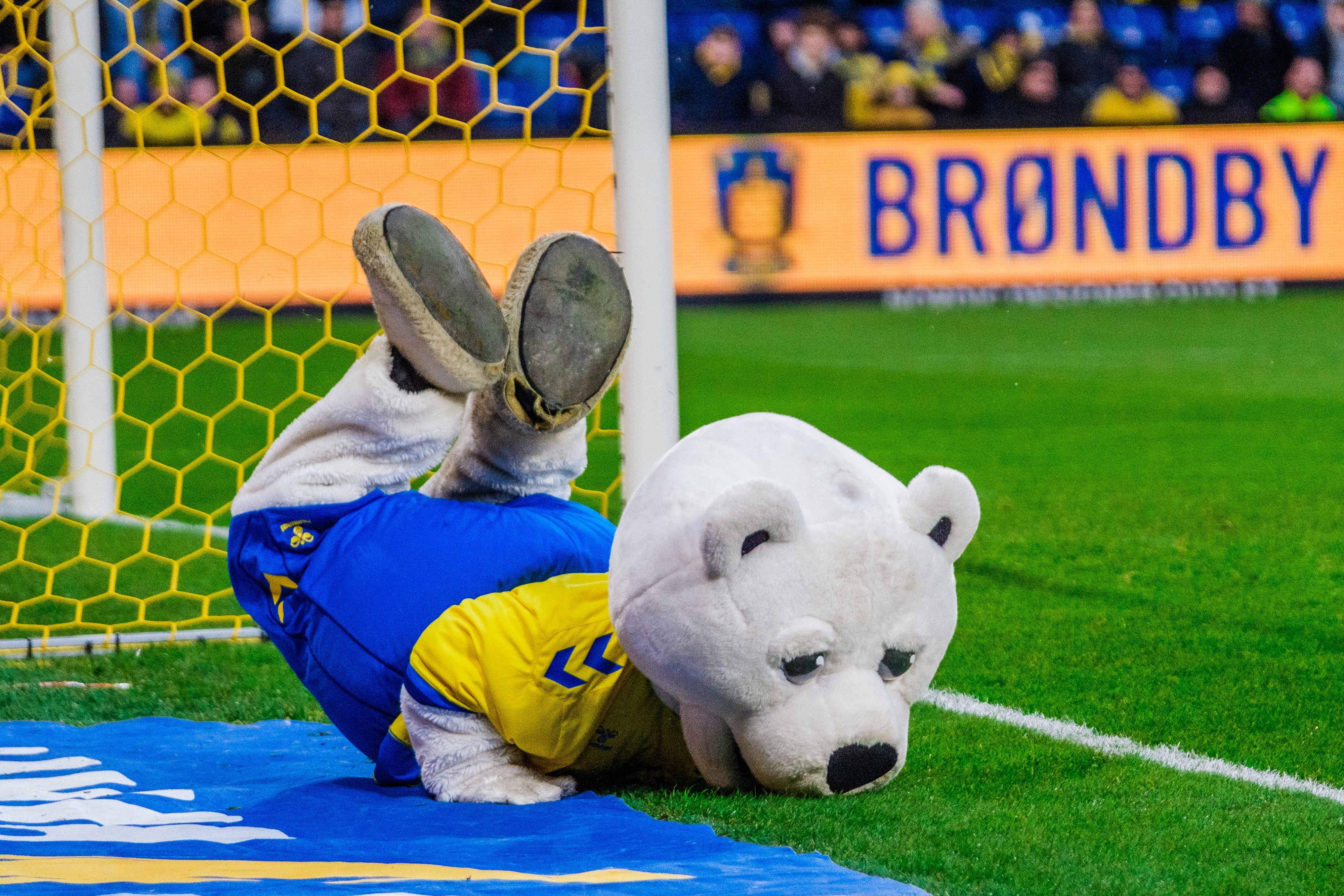 Til arrangementet for de kommende skolebørn i Brøndby fik børnene blandt andet mulighed for at få taget billeder med Brøndby IF’s maskot, Nanok.
