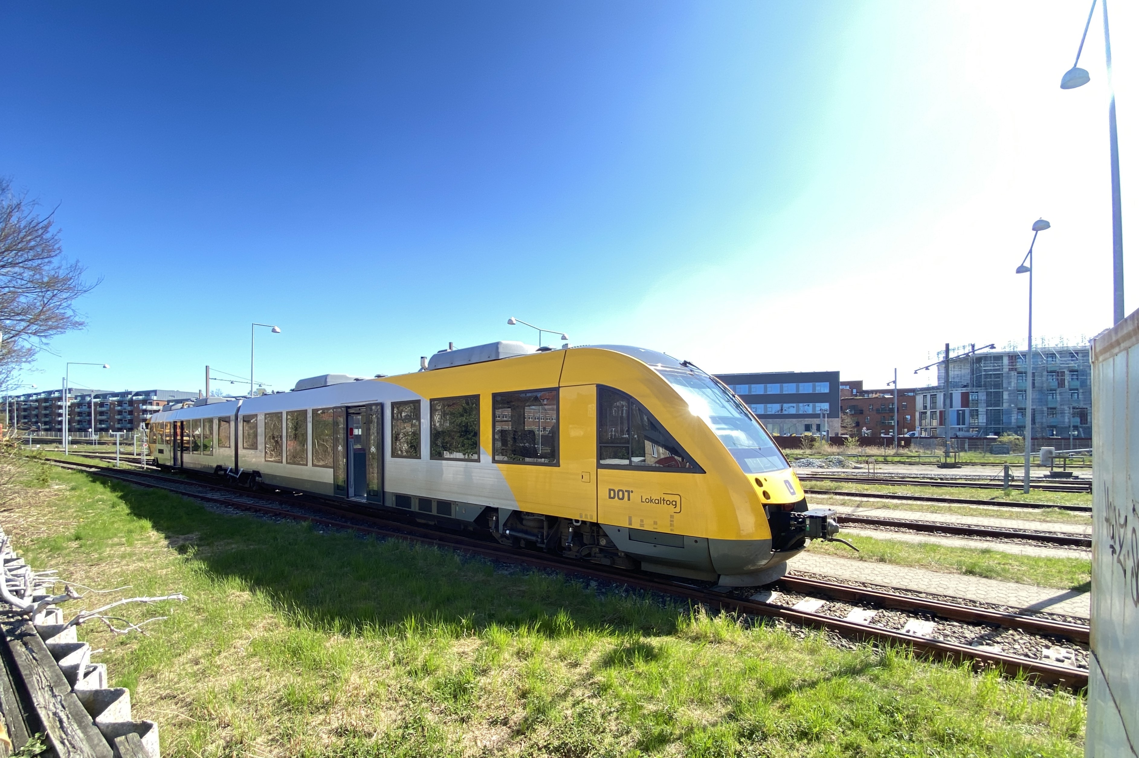 Toget, der kom fra syd og var impliceret i ulykken, holdt torsdag på Hillerød Station og ventede på, at Lokaltog skulle gå i gang med at lave deres undersøgelser.