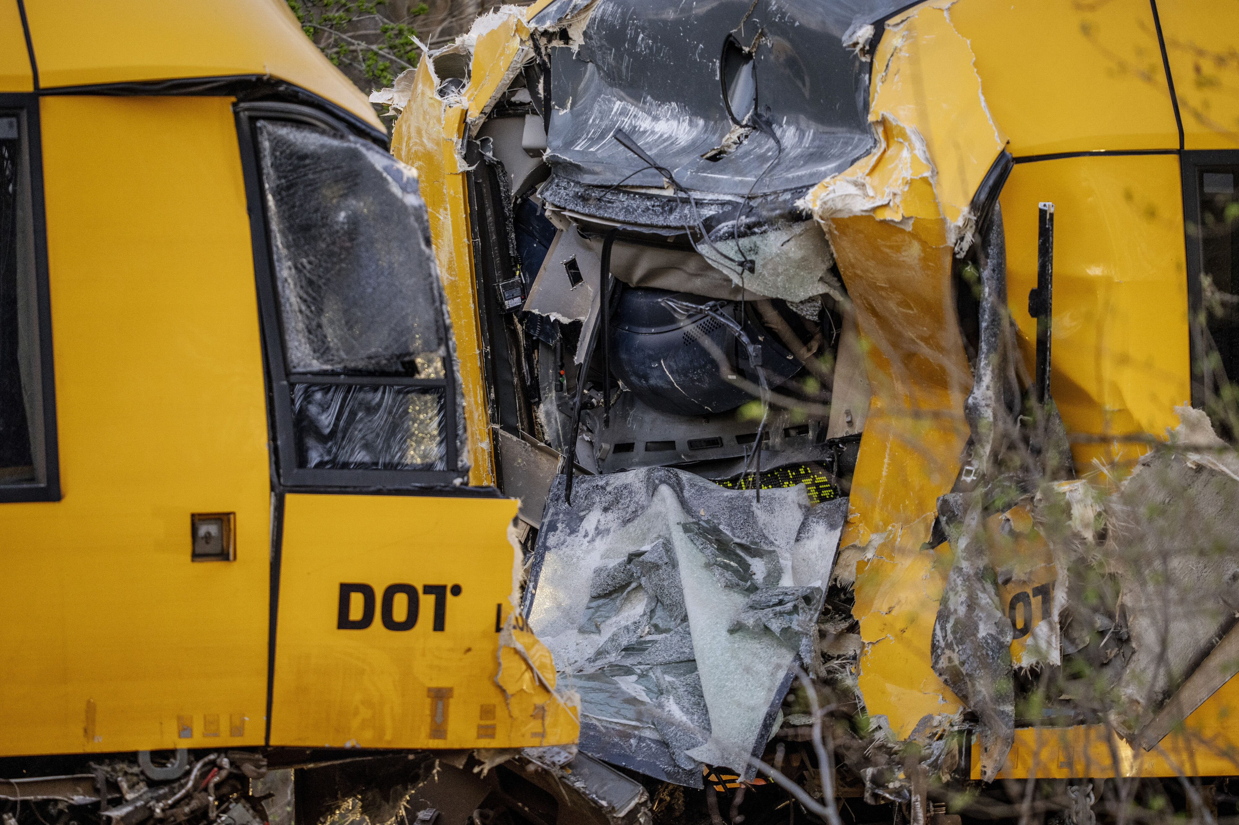 De fem personer, som blev meldt i kritisk tilstand efter torsdagens togulykke på Gribskovbanen, blev fredag meldt uden for livsfare. (Arkivfoto).