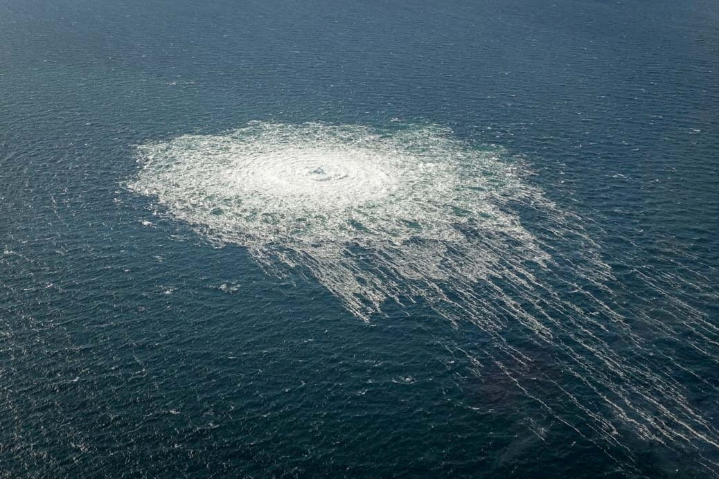 Efter sprængningen af rørledningerne i september 2022 blev der sendt enorme mængder gas mod overfladen i Østersøen. (Arkivfoto).