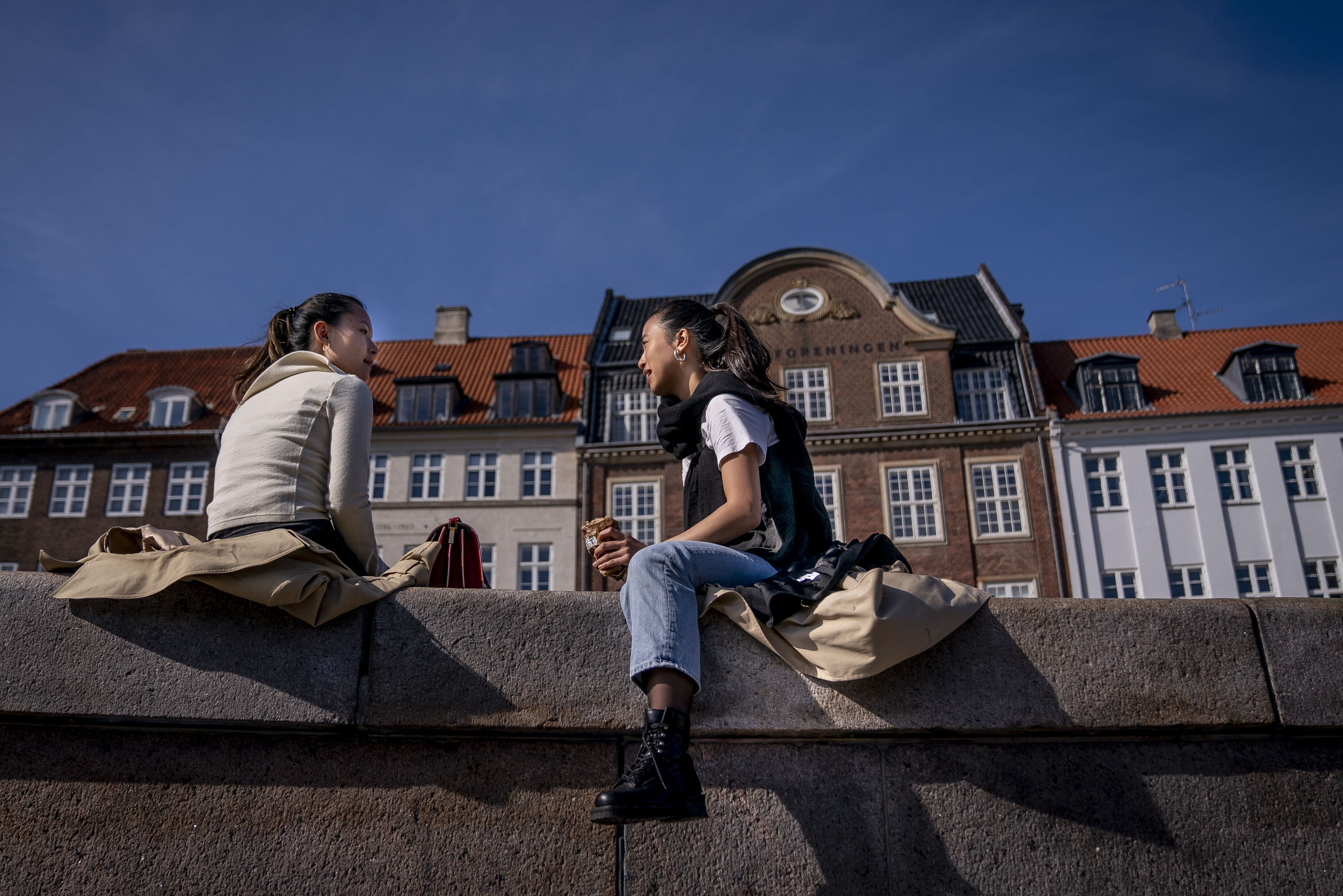 Mandag byder på temperaturer på 10-14 grader, som i løbet af ugen vil stige, indtil de fredag lokalt kan ramme de 20 grader. (Arkivfoto).