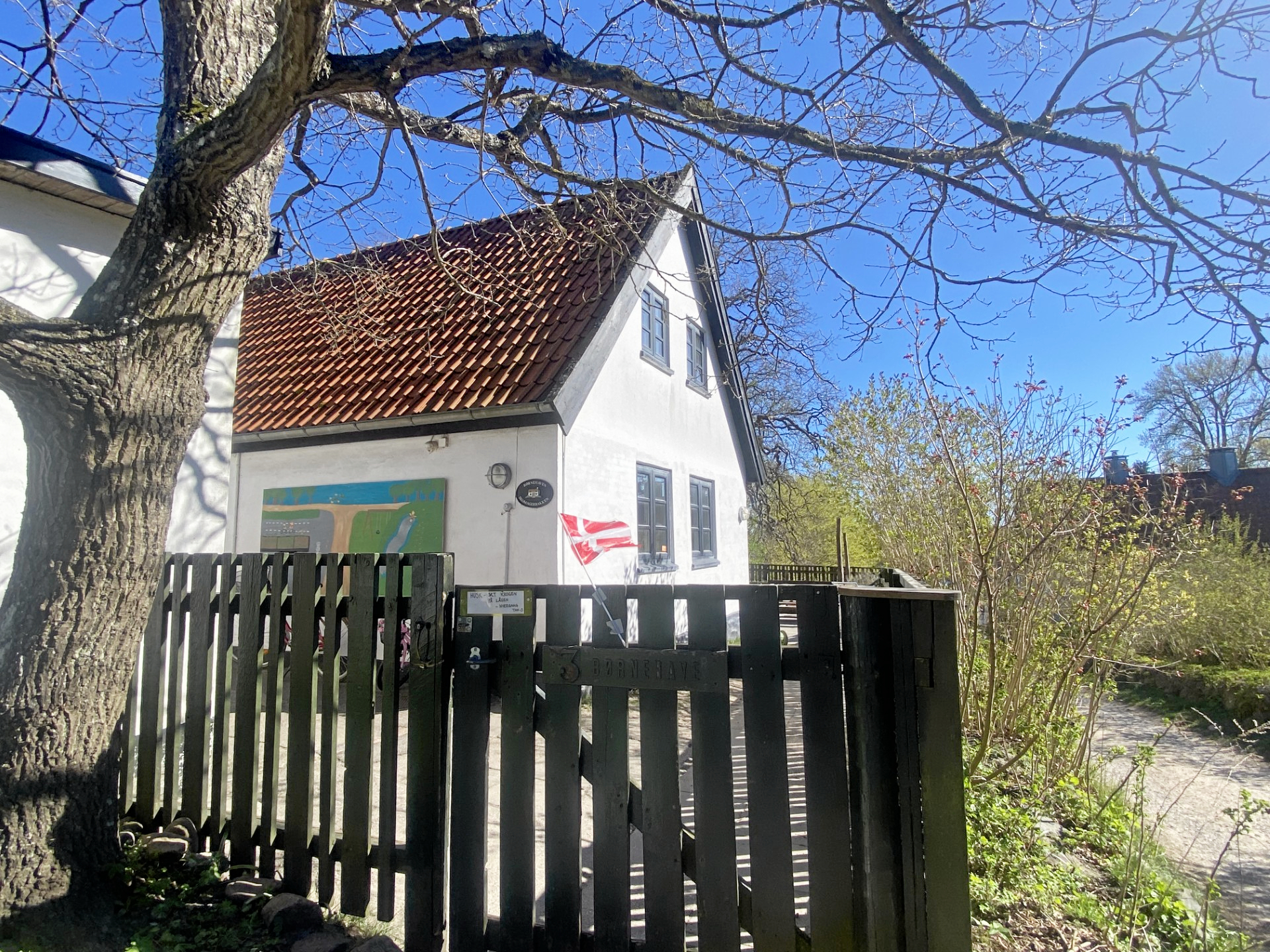 Børnehaven Skomagerbakken fylder 130 år og inviterer hele lokalsamfundet til åbent hus i de gamle rammer ved landsbyen i Farum.