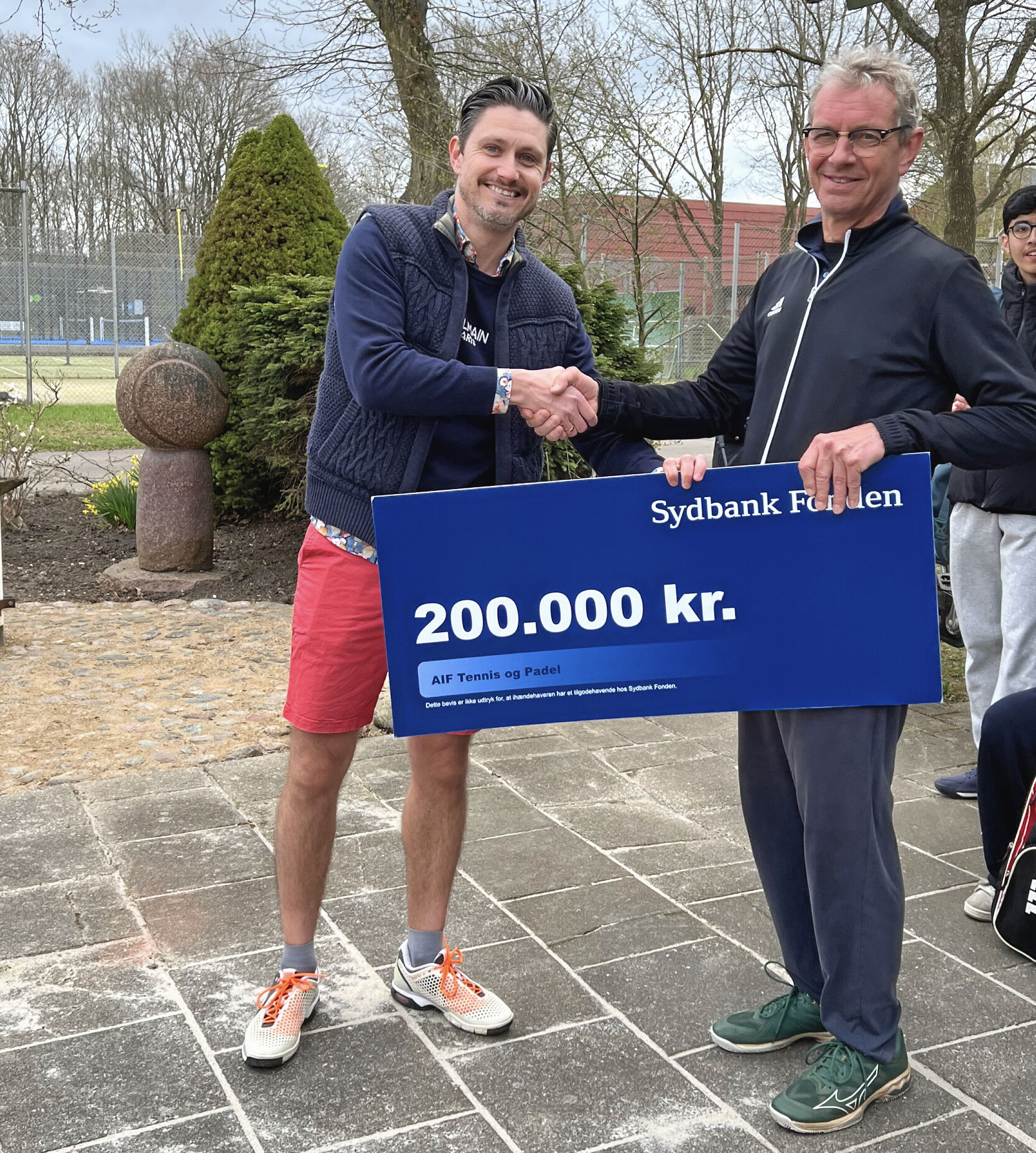 - Vi er meget glade for donationen og vil gerne takke Sydbank Fonden for endnu en donation samt et godt samarbejde, siger formand Lennart Bjerring.