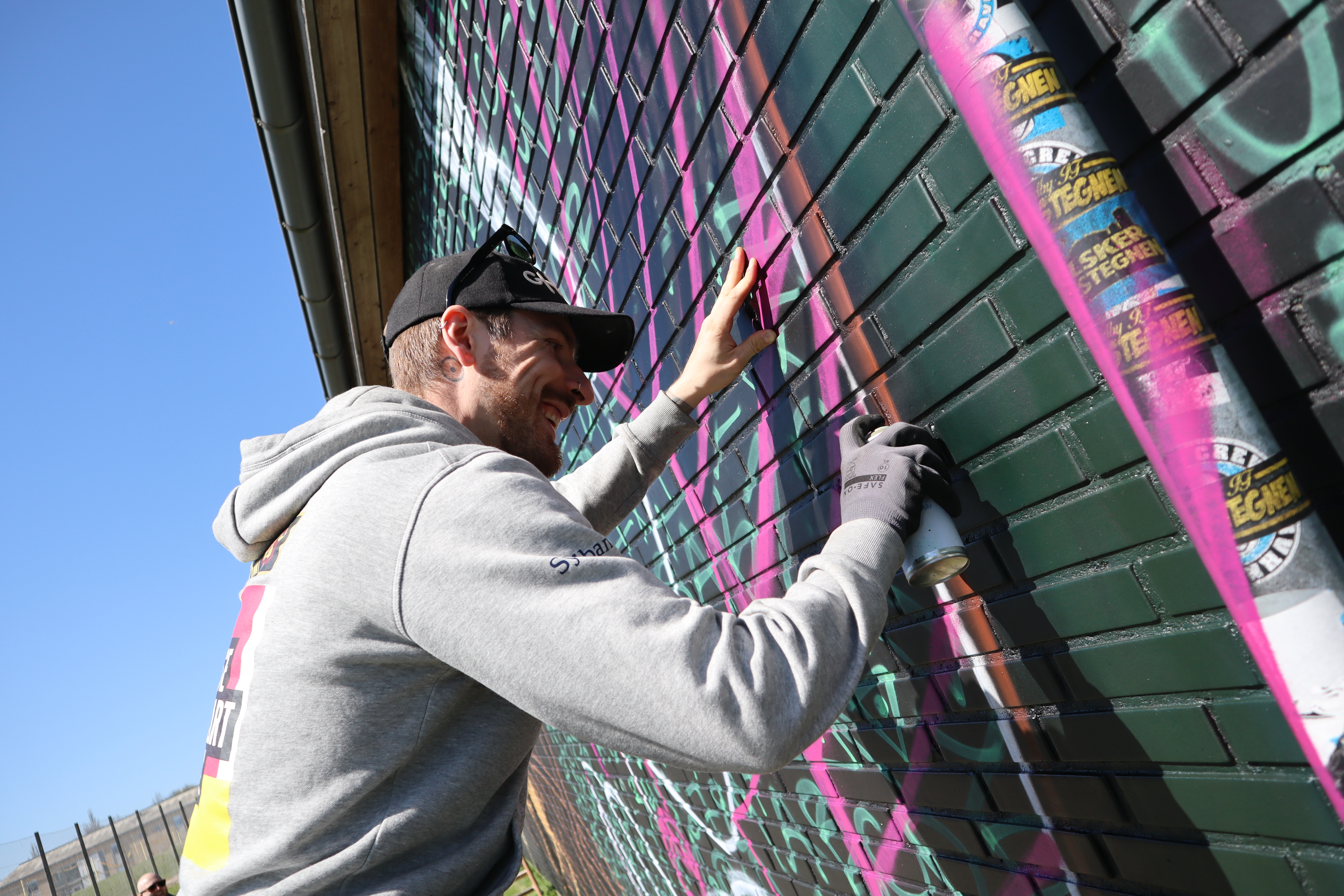 Der vil være mulighed for, at personer mellem 13 og 40 år, side om side med erfarne kunstnere, selv kan prøve kræfter med gadekunst ved årets Street & Art Festival.
