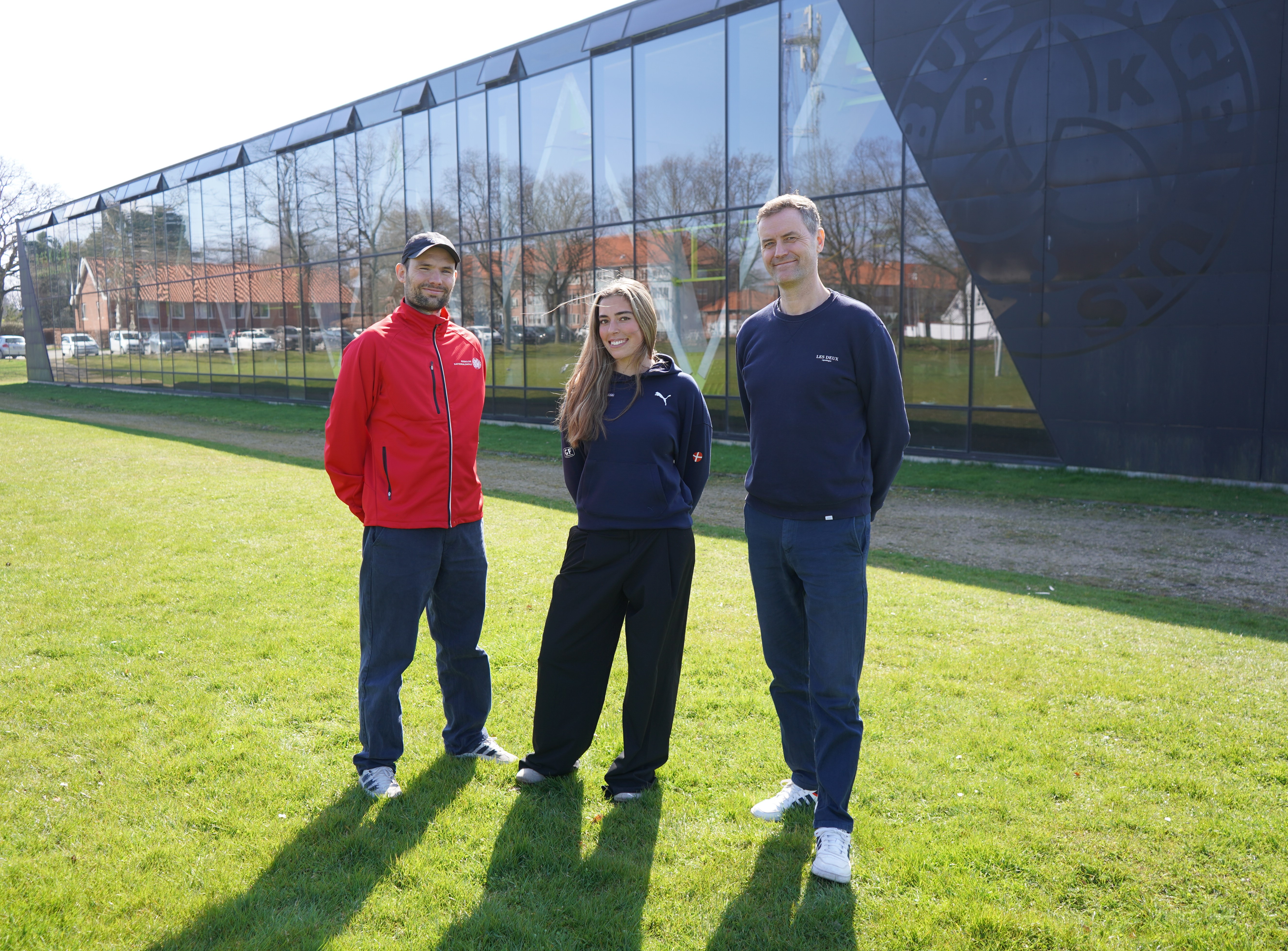 Team Danmark-vejleder, Søren Ellehammer Johansen, Team Danmark-elev, Karoline Daugaard Andersen og rektor, Thomas Ulrik Stilling, mener alle tre, at ny forsøgsordning vil hjælpe Team Danmark elever med at komme helt i mål.