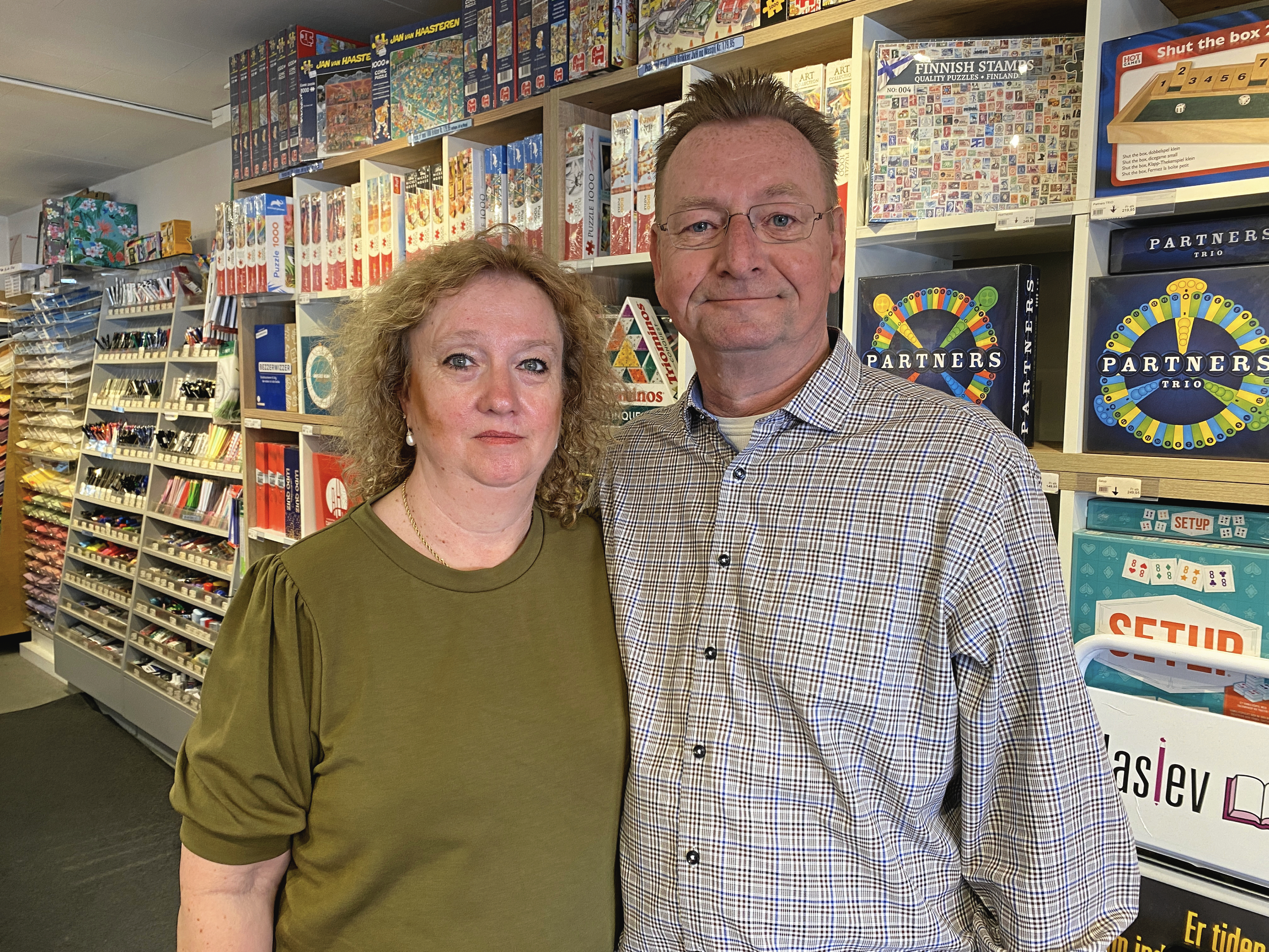 Ægteparret Steen og Suzanne Eistrup-Wisler har arbejdet sammen i butikken i lidt over 14 år. Han købte den i 2007.