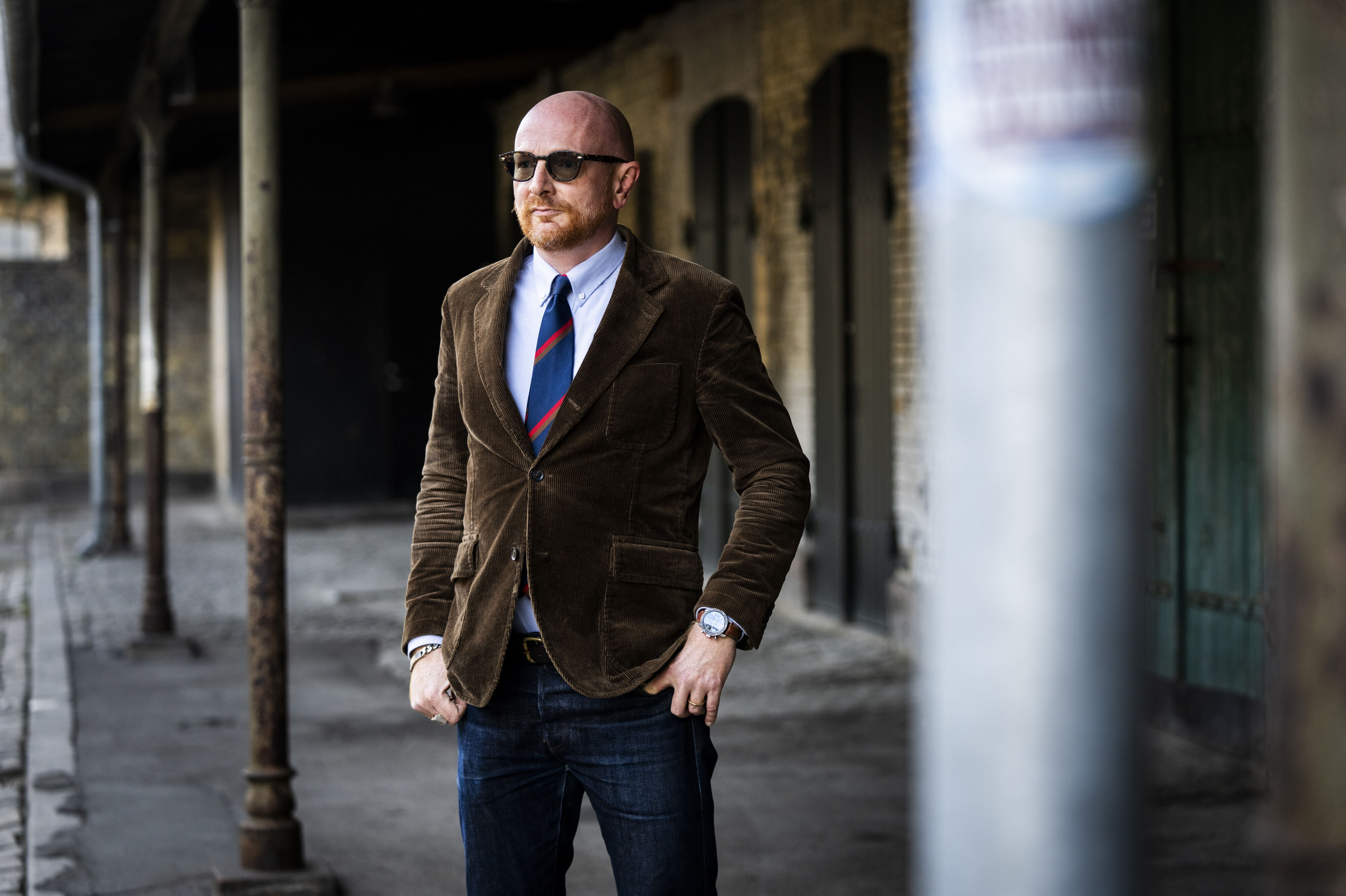 Chefredaktør Mads Brügger og to journalister fra mediet Frihedsbrevet er anklaget for at have brudt et navneforbud i forbindelse med en række artikler bragt i august og september 2022. (Arkivfoto).